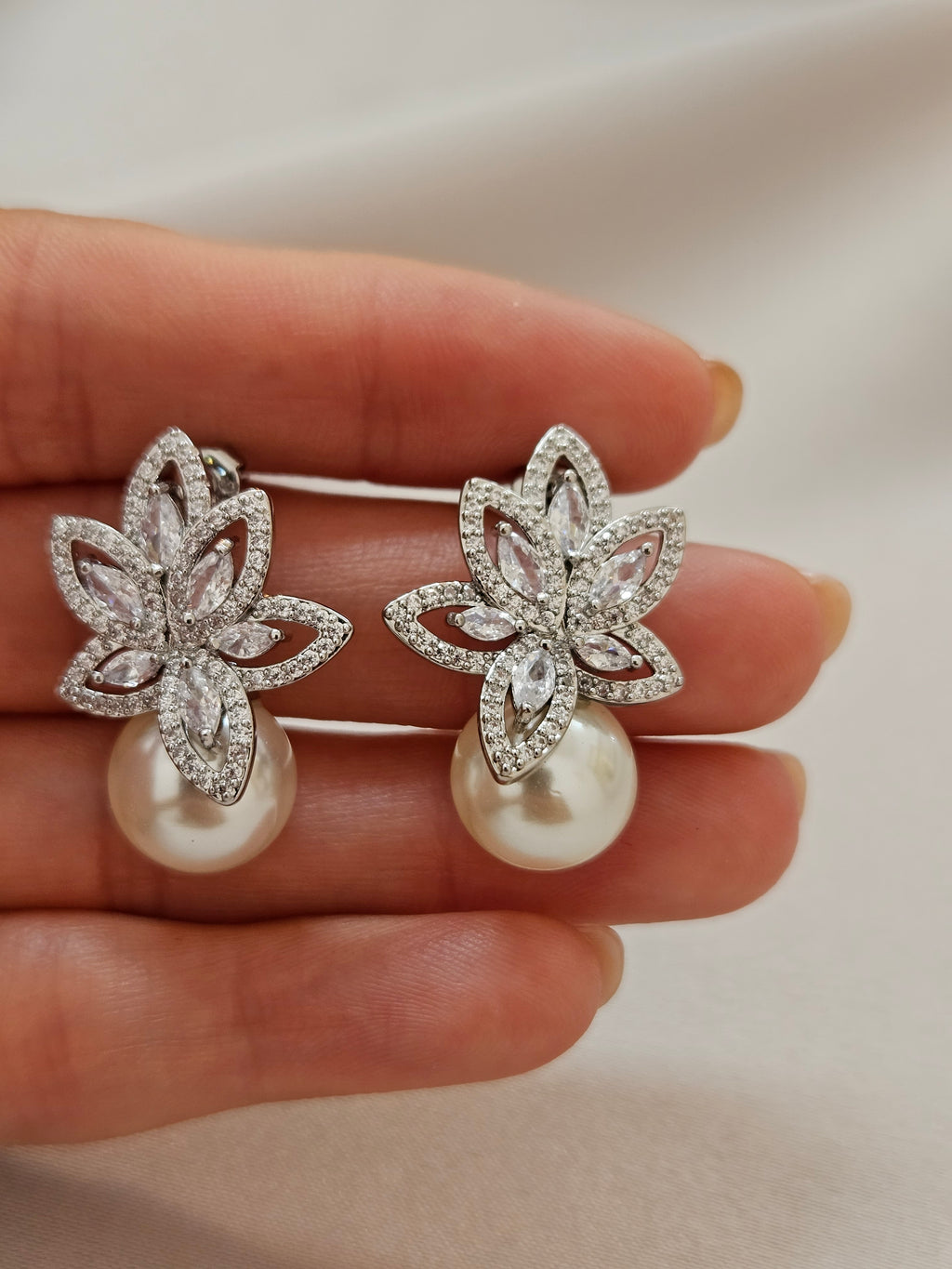 Floral Design Crystal Pearl Stud Earrings