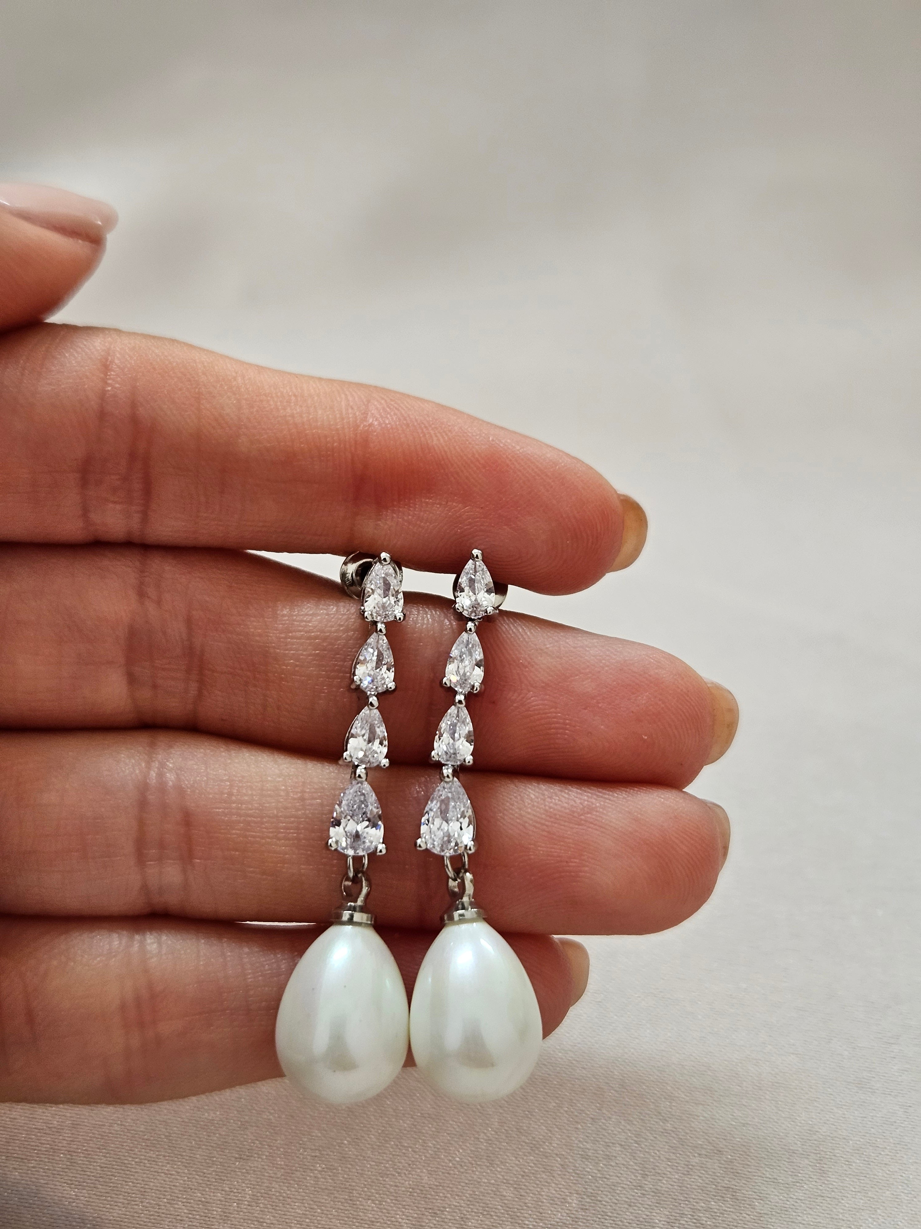Classic Bridal Crystal Drop Pearl Earrings