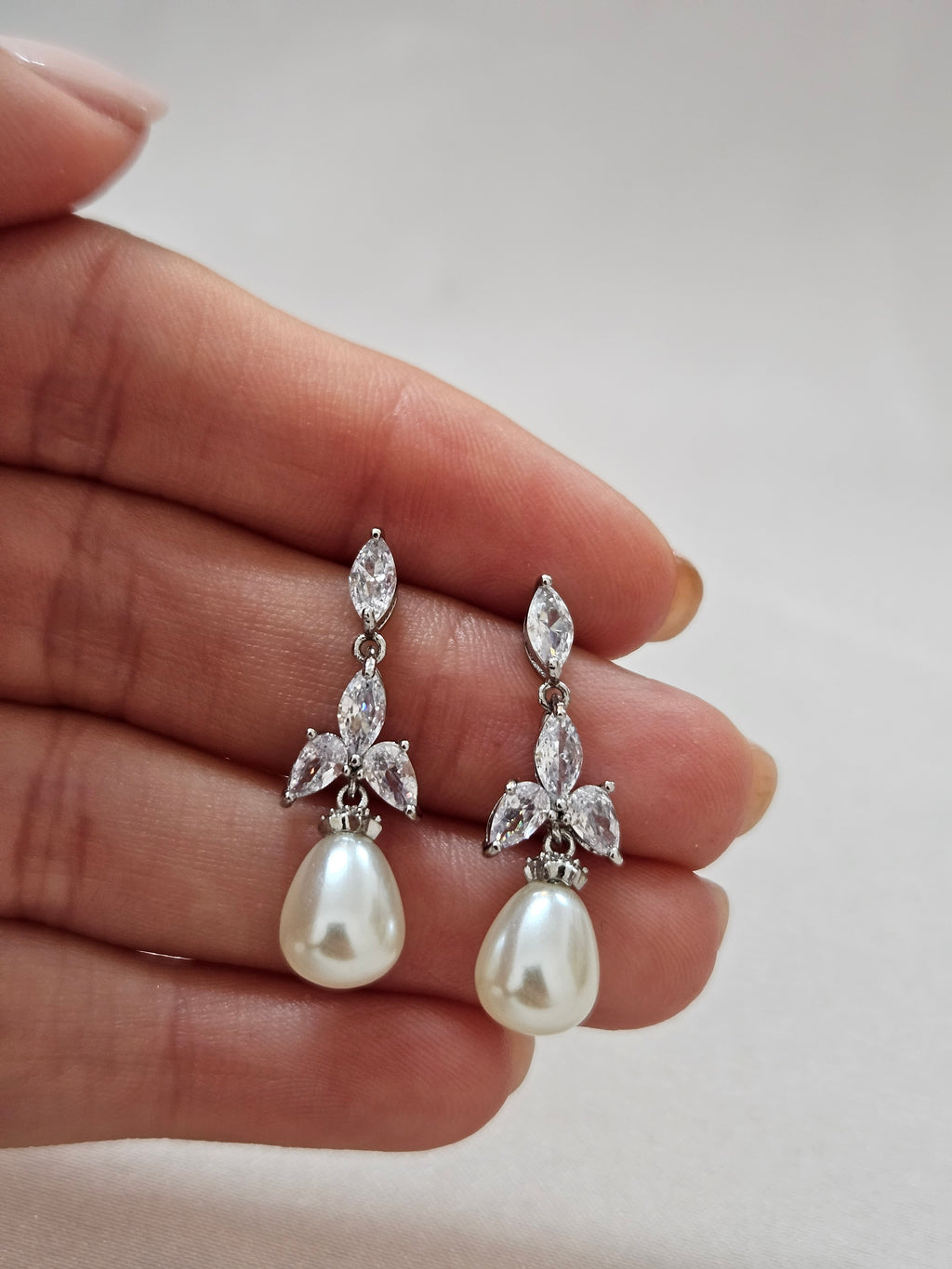 Bridal Crystal Pearl Earrings