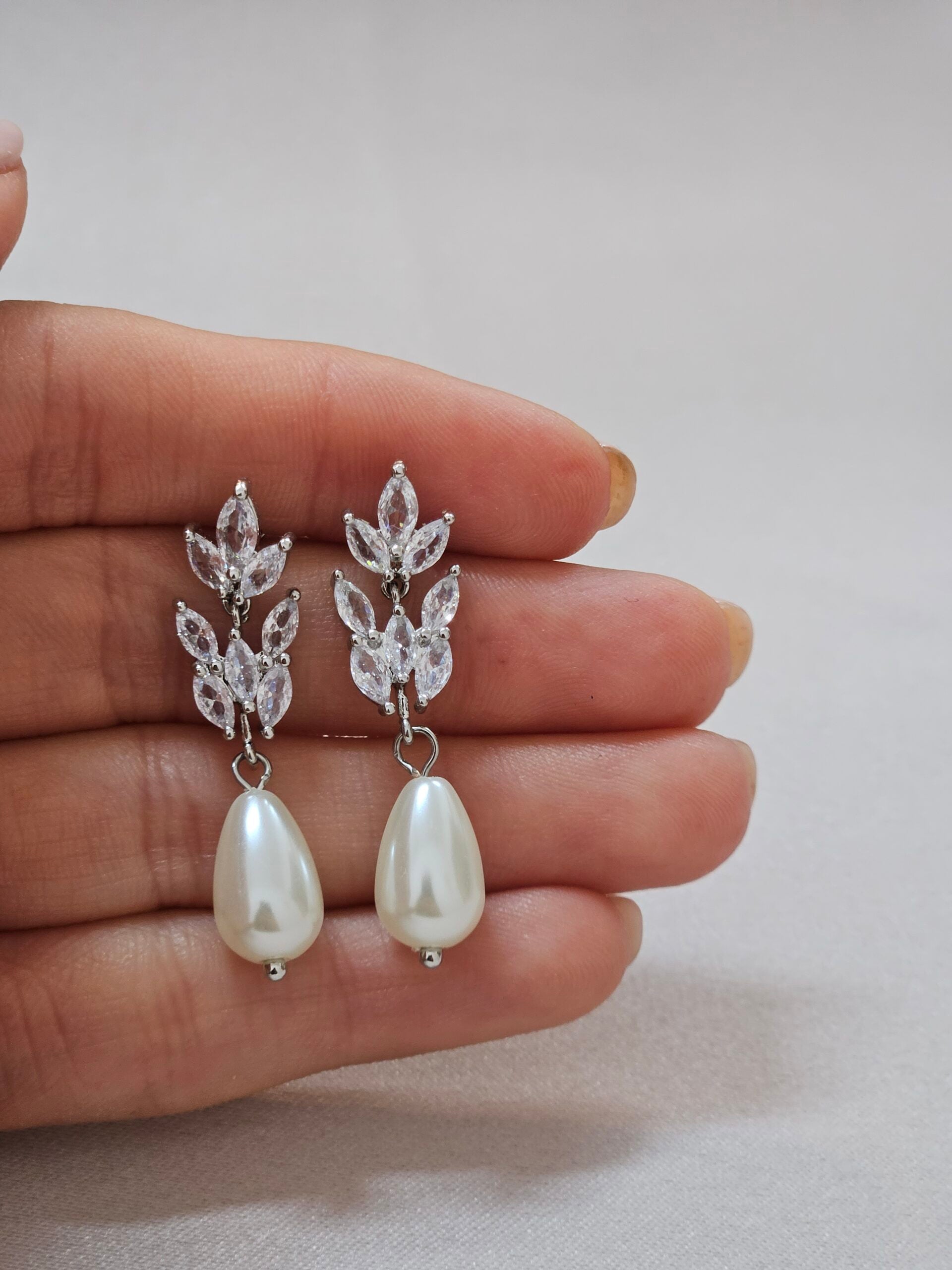 Drop Crystal Earrings - AESP26