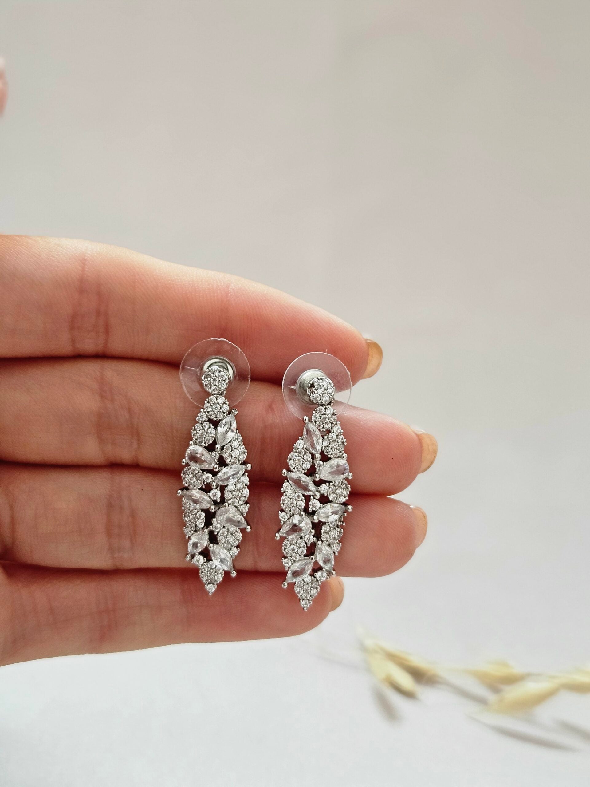 Vintage Silver crystal Drop Earrings - AESC44