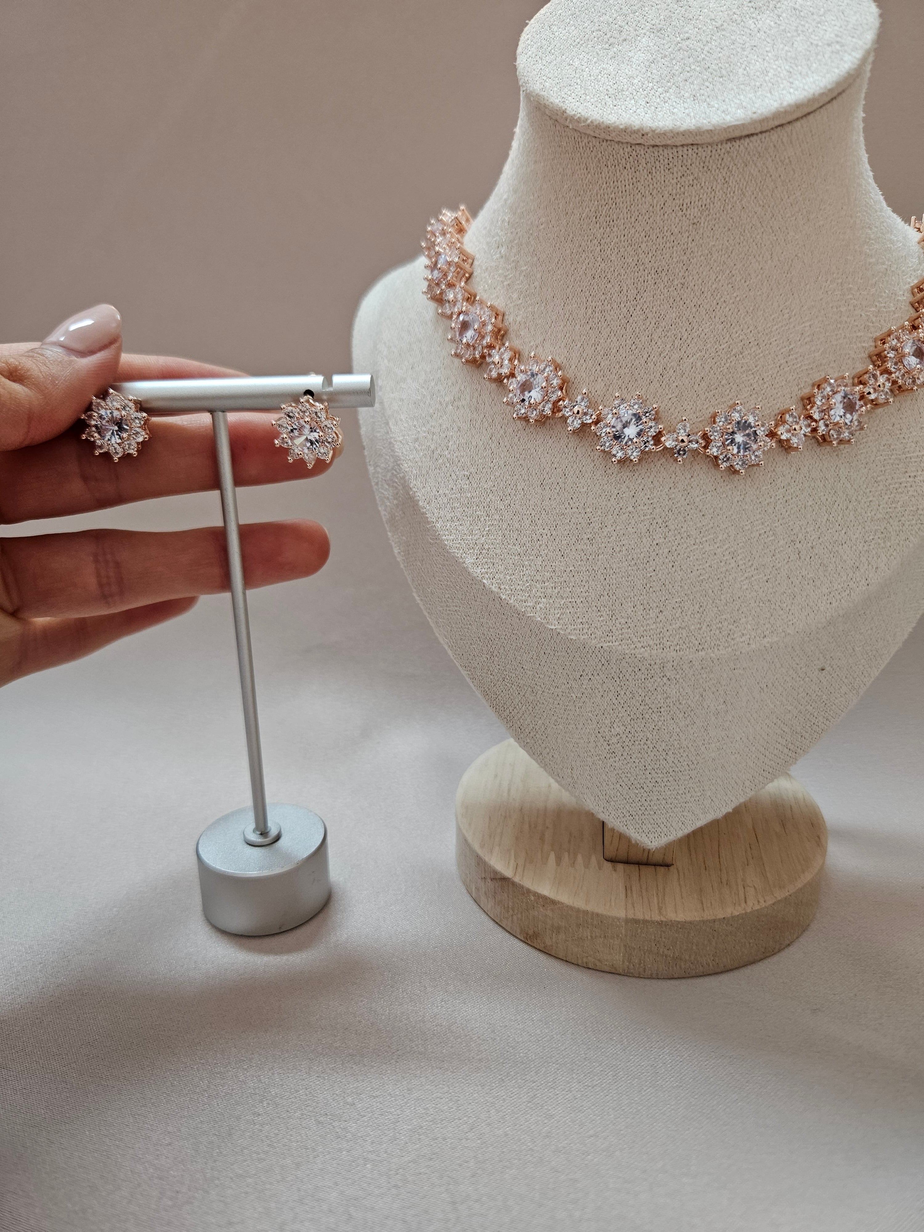 Rosegold Floral Necklace And Earrings Set