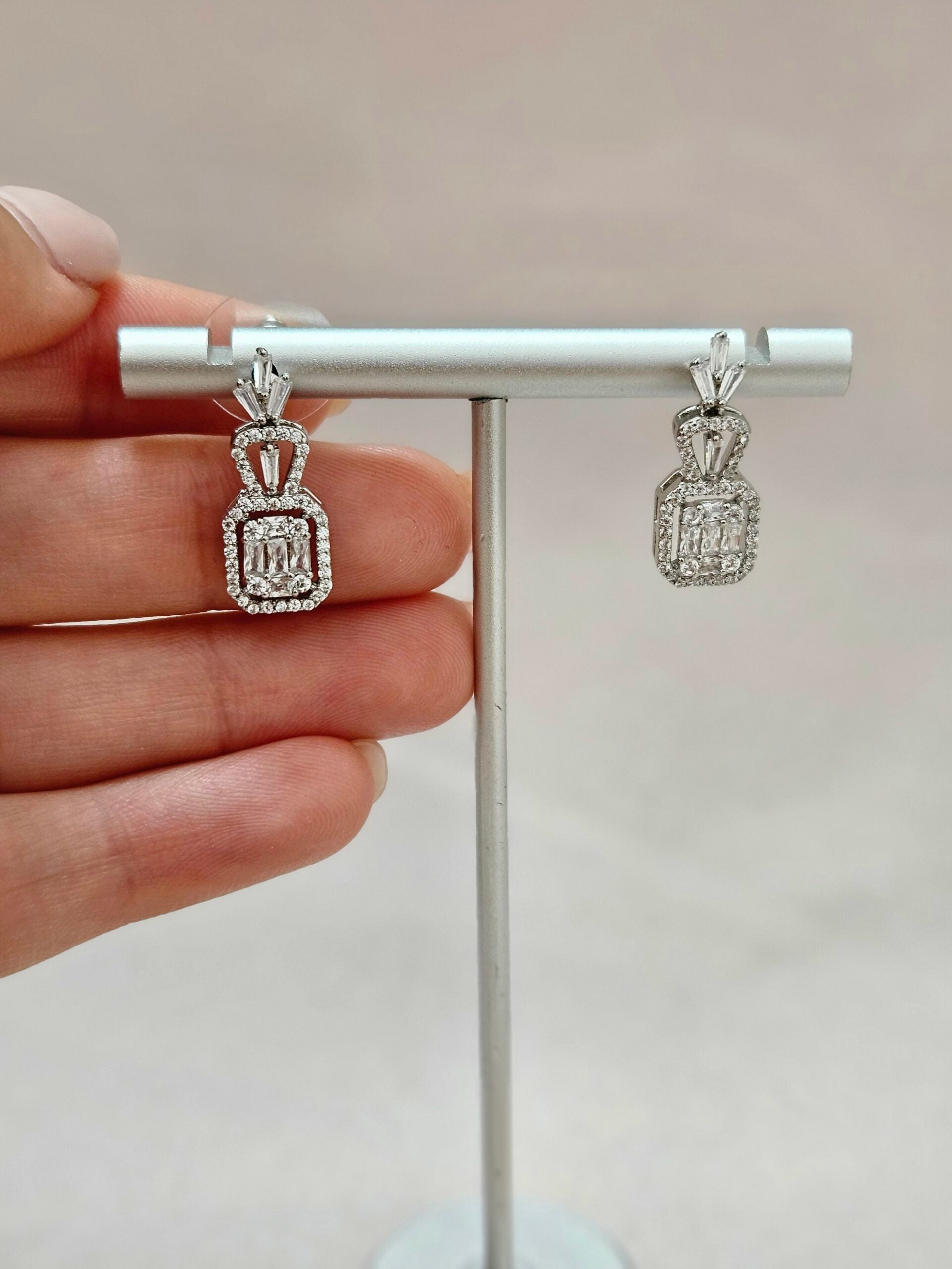 Crystal Square Small Stud Earrings - AESC63