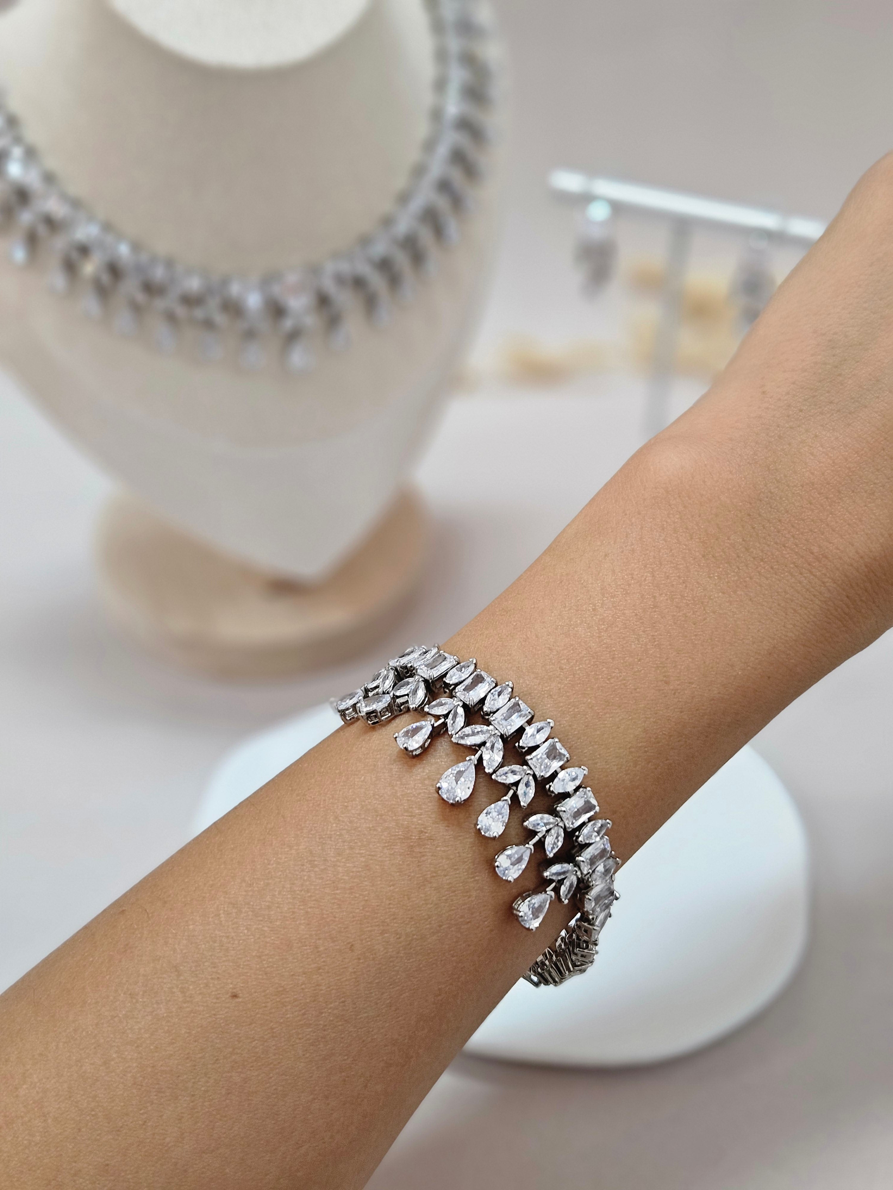 Elegant Silver Crystal Jewelry Set