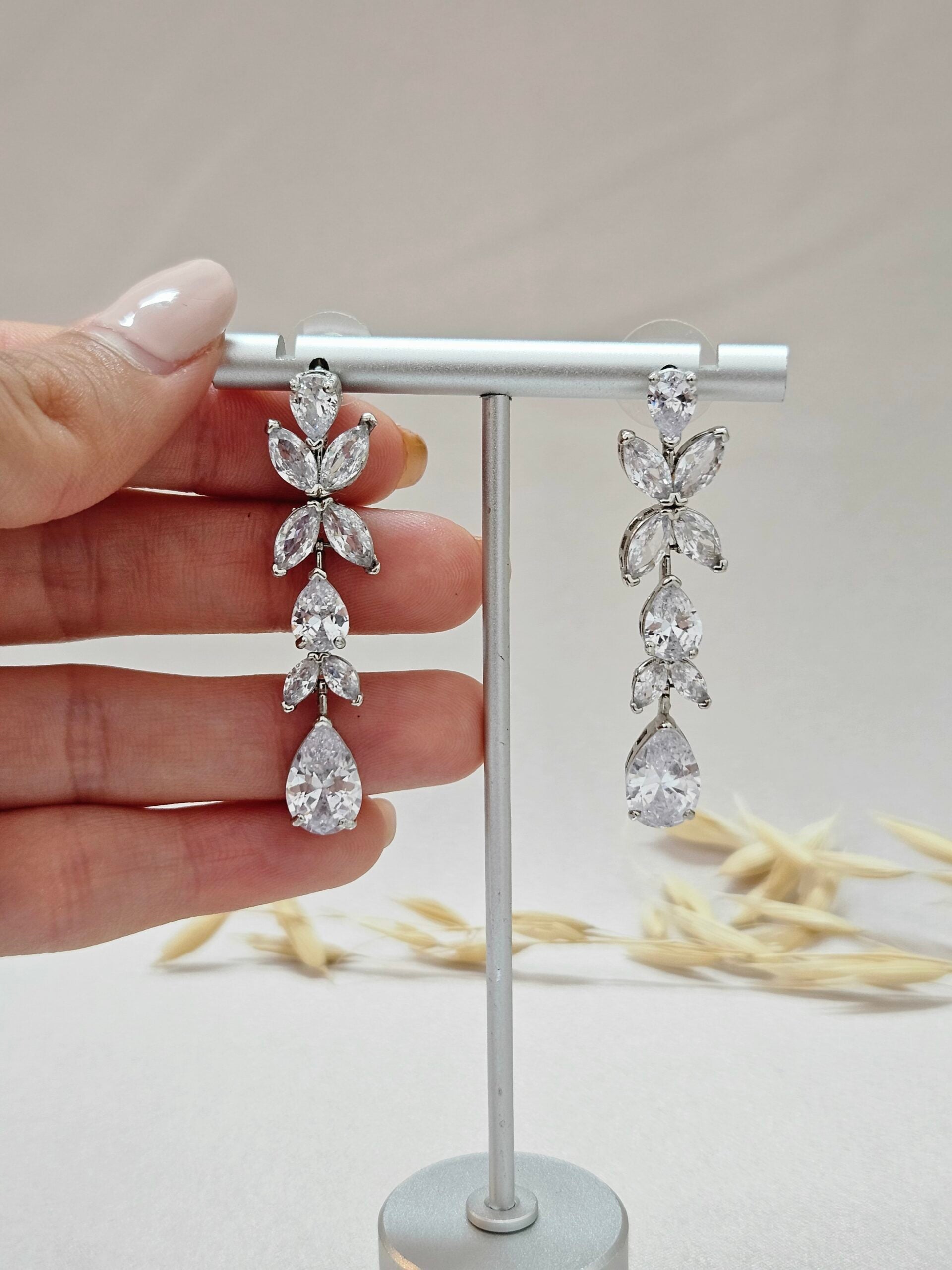 Classic Bridal Pearl Drop Earrings - AESP34