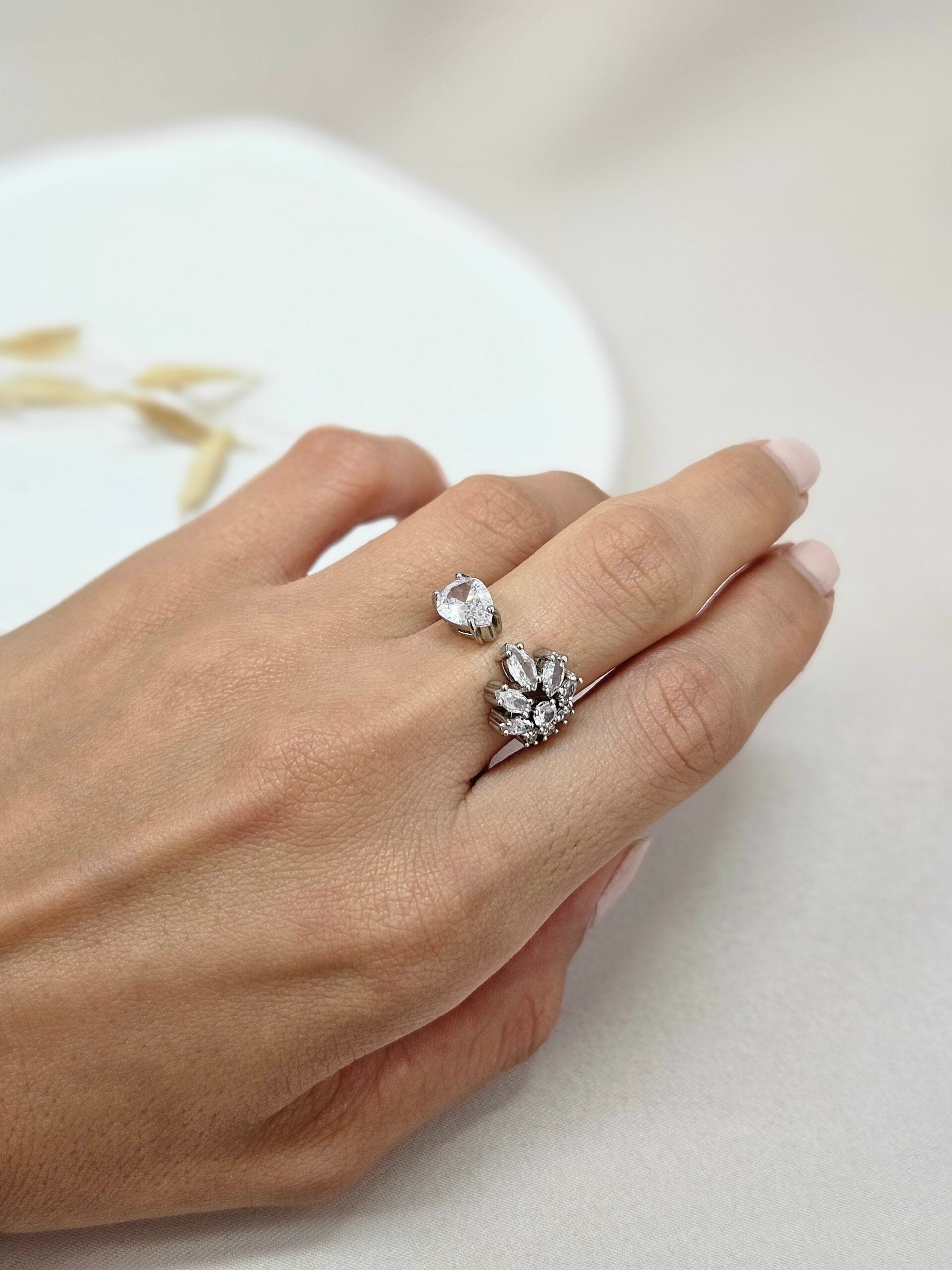 Delicate Floral Cuff Crystal Ring - AESC26