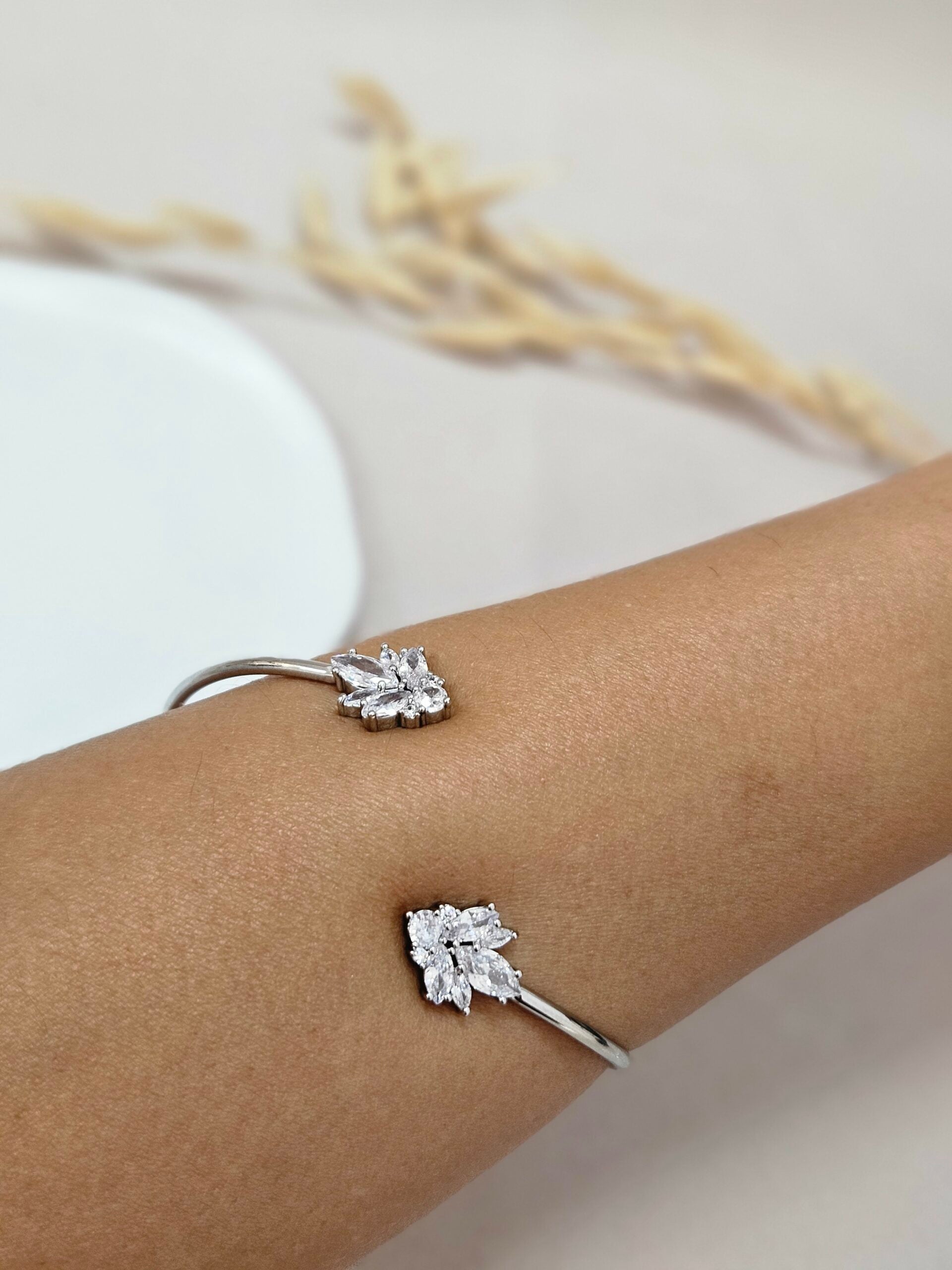 Siwar Bracelet- Minimalist Silver Crystal Cuff Bracelet - ABSC20