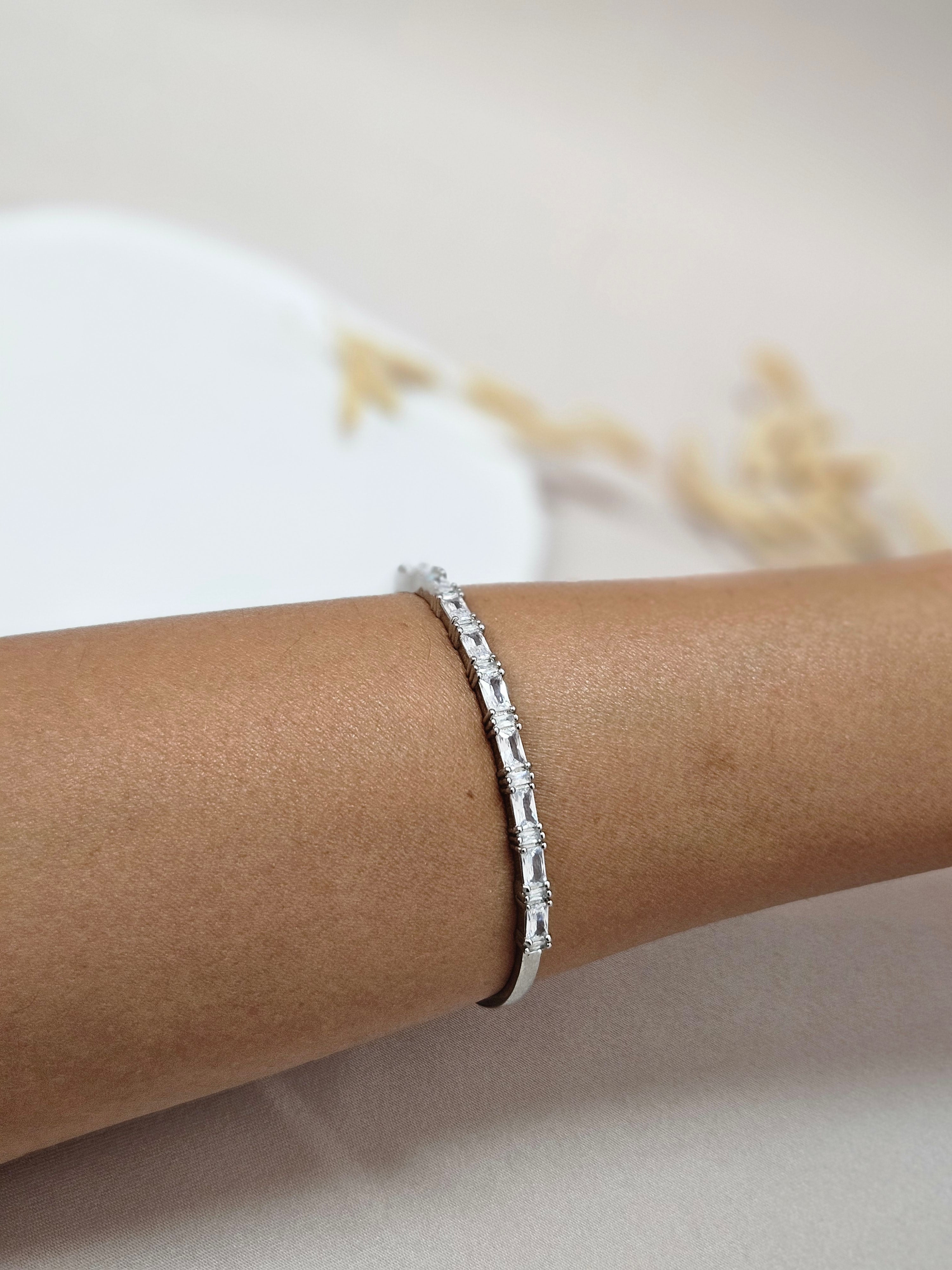 Adjustable bangle Silver Crystal Bracelet