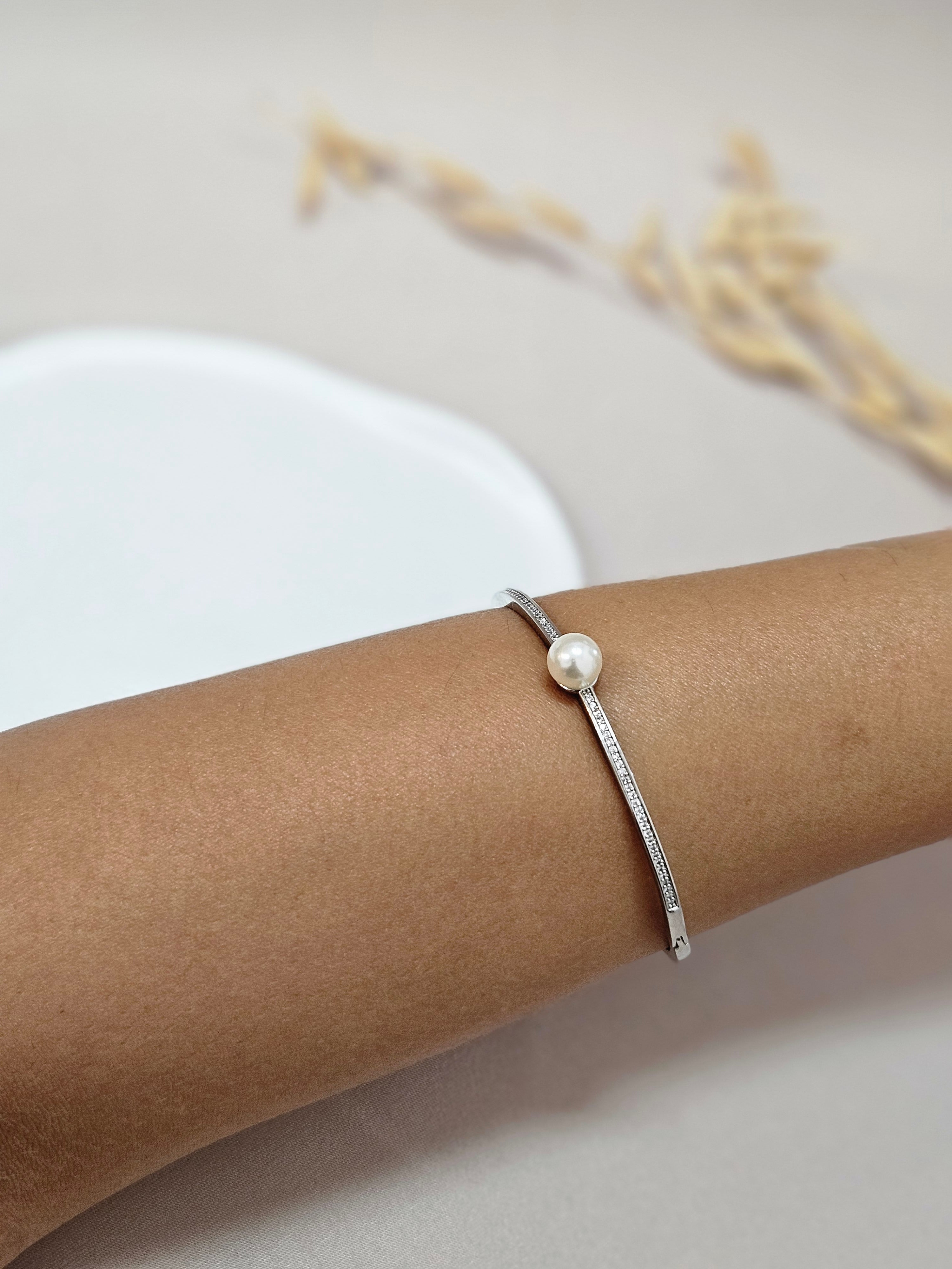 Bridal Pearl Bangle Bracelet