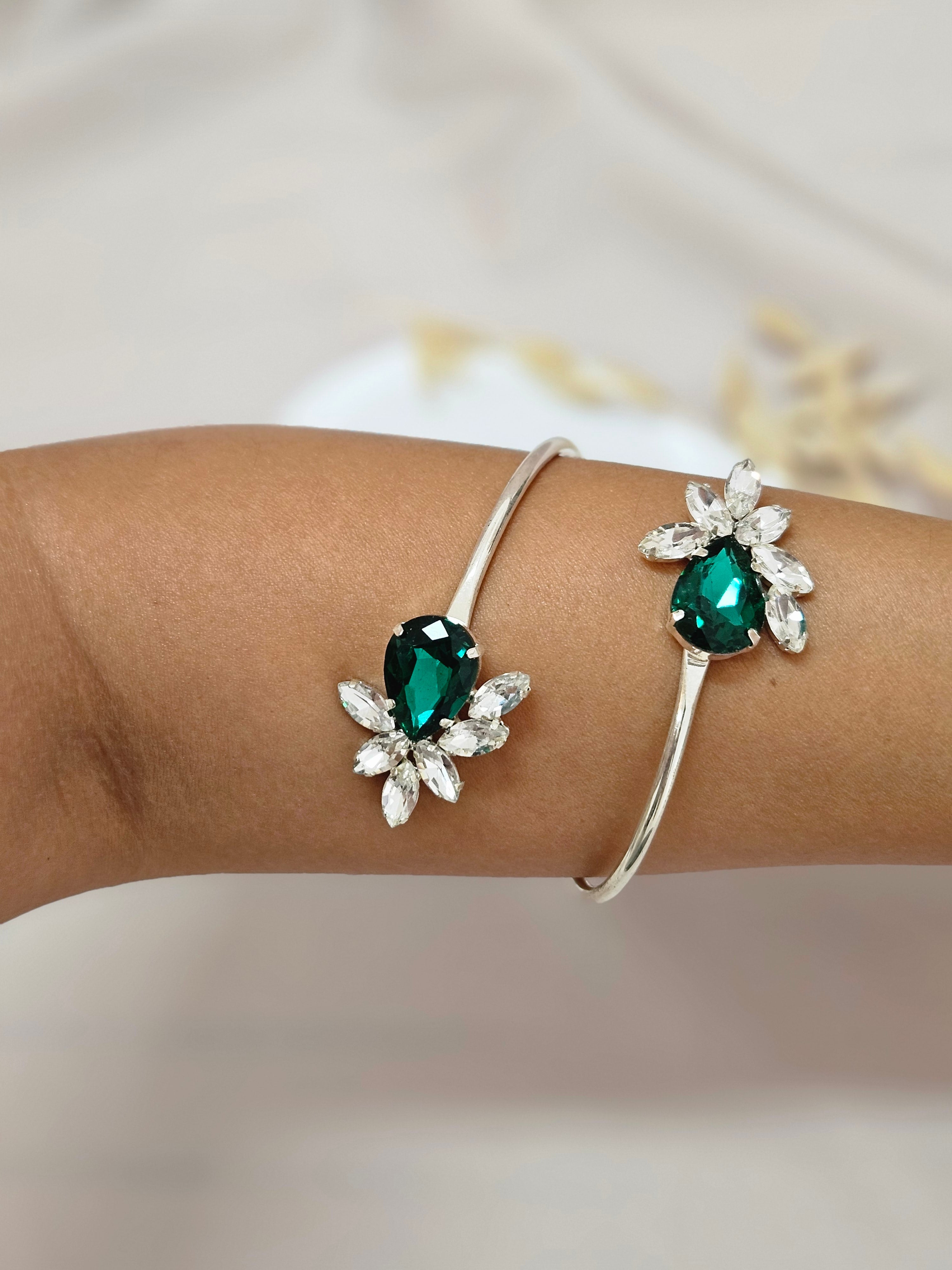 Emerald Green Bracelet Set