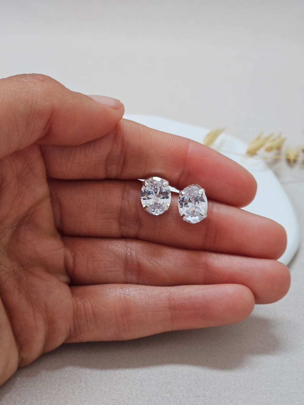 Oval Stud Earrings