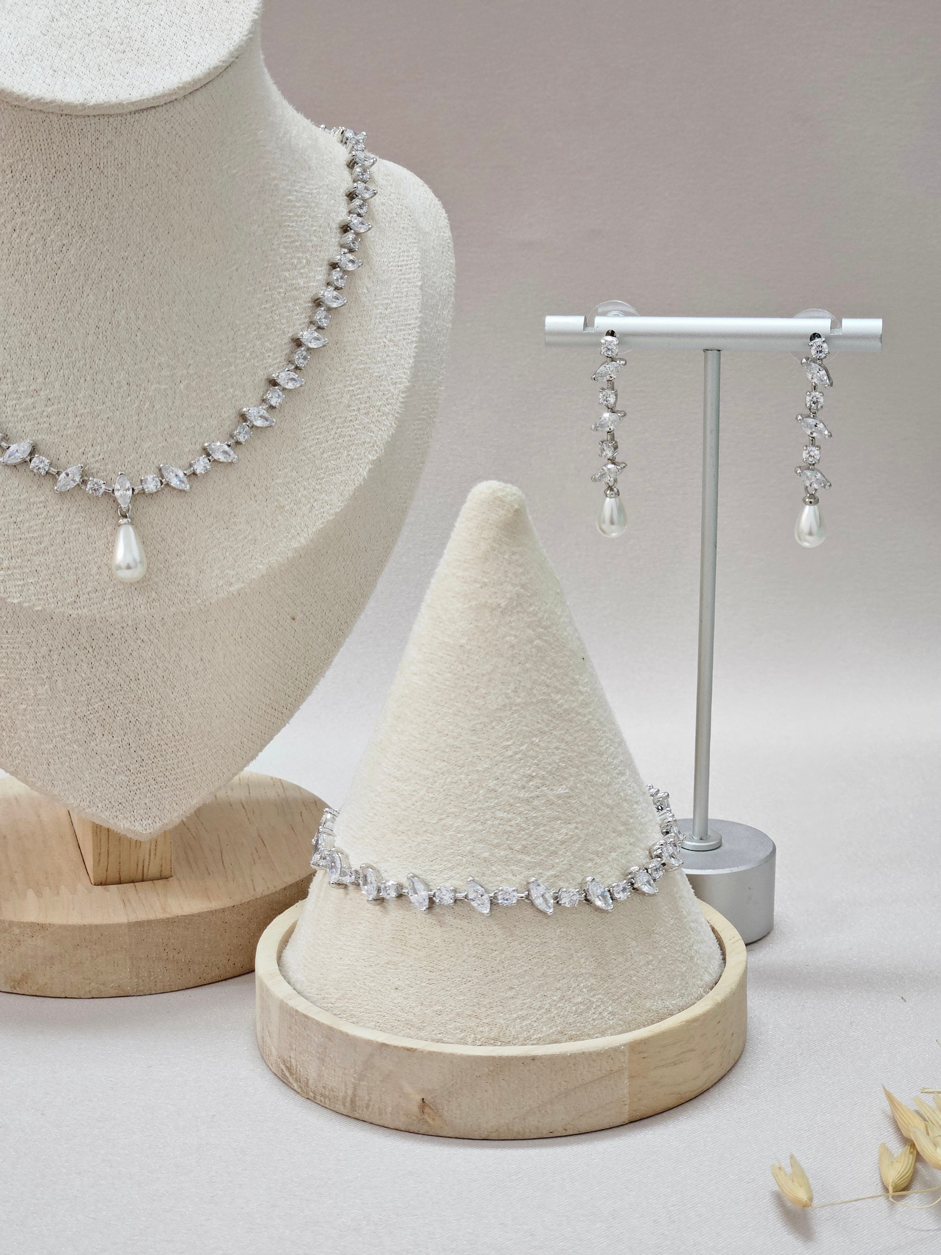 Bridal Delicate Jewelry Set