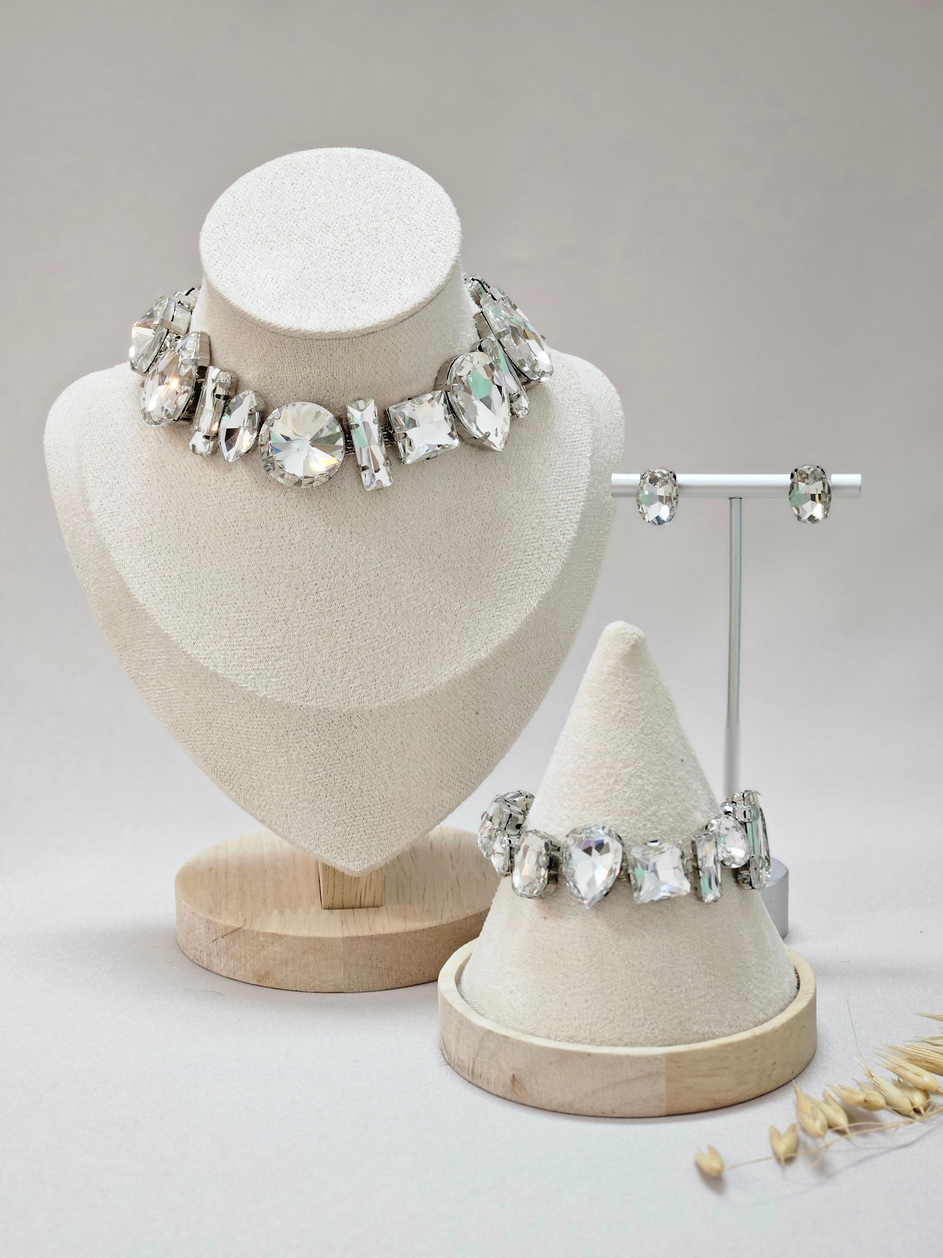Statement Chocker Necklace Set