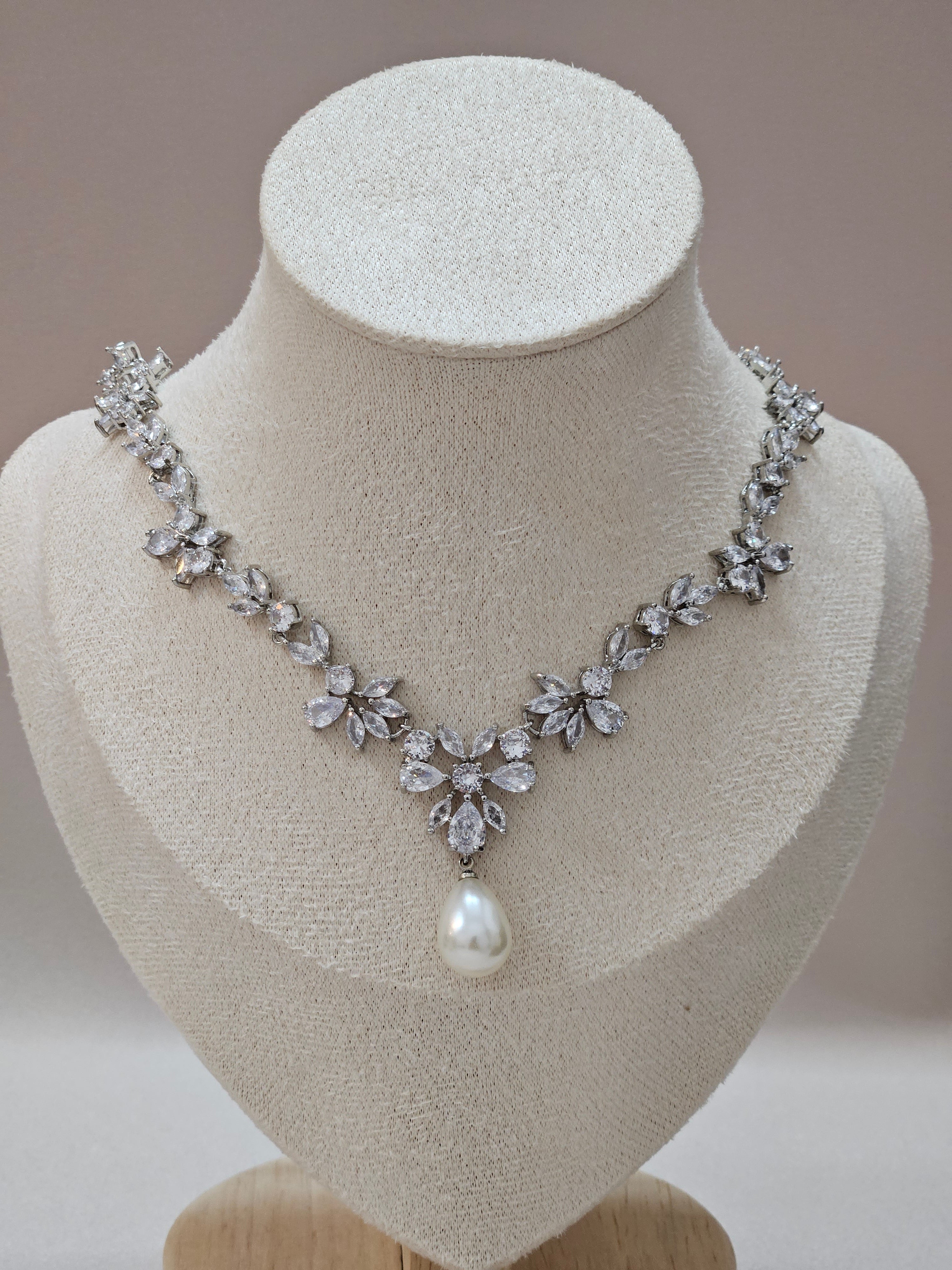 Pearl Drop necklace  Jewelry Set