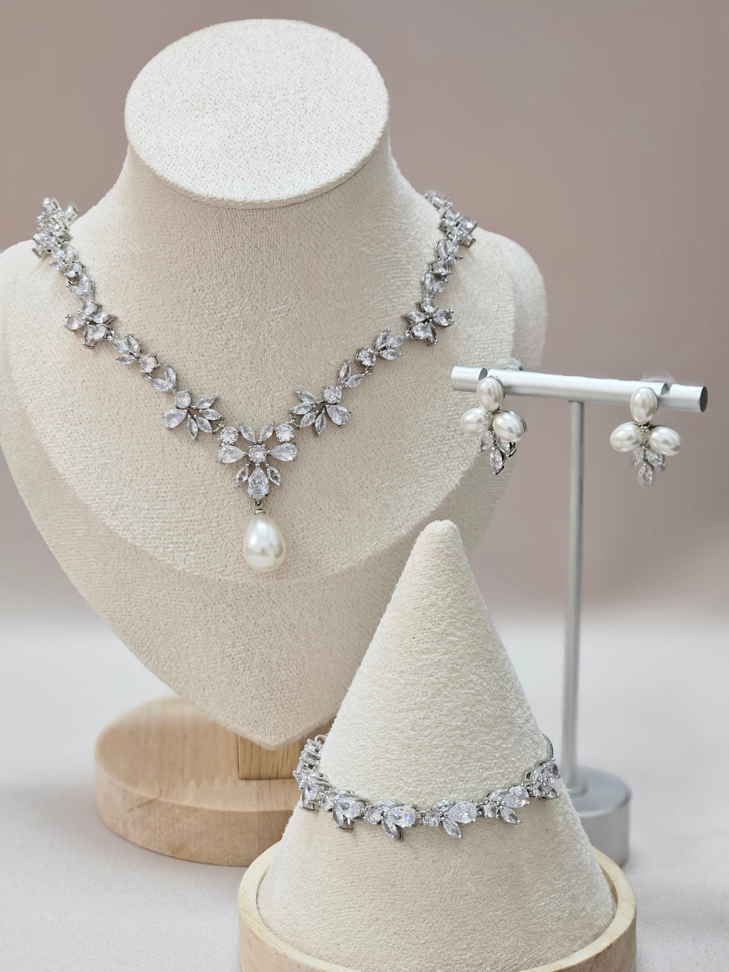 Pearl Drop necklace  Jewelry Set