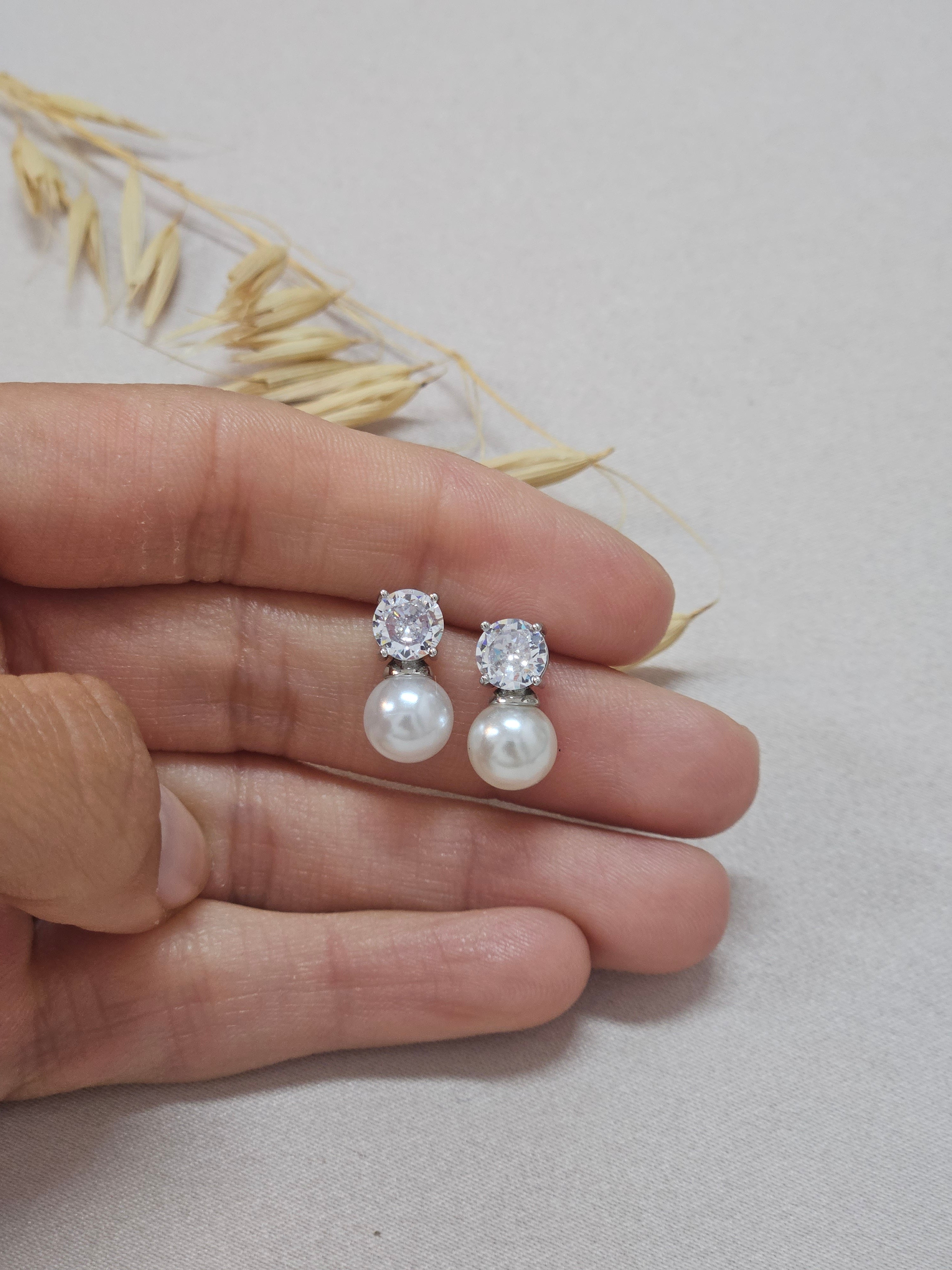 Classic Pearl Drop Earrings