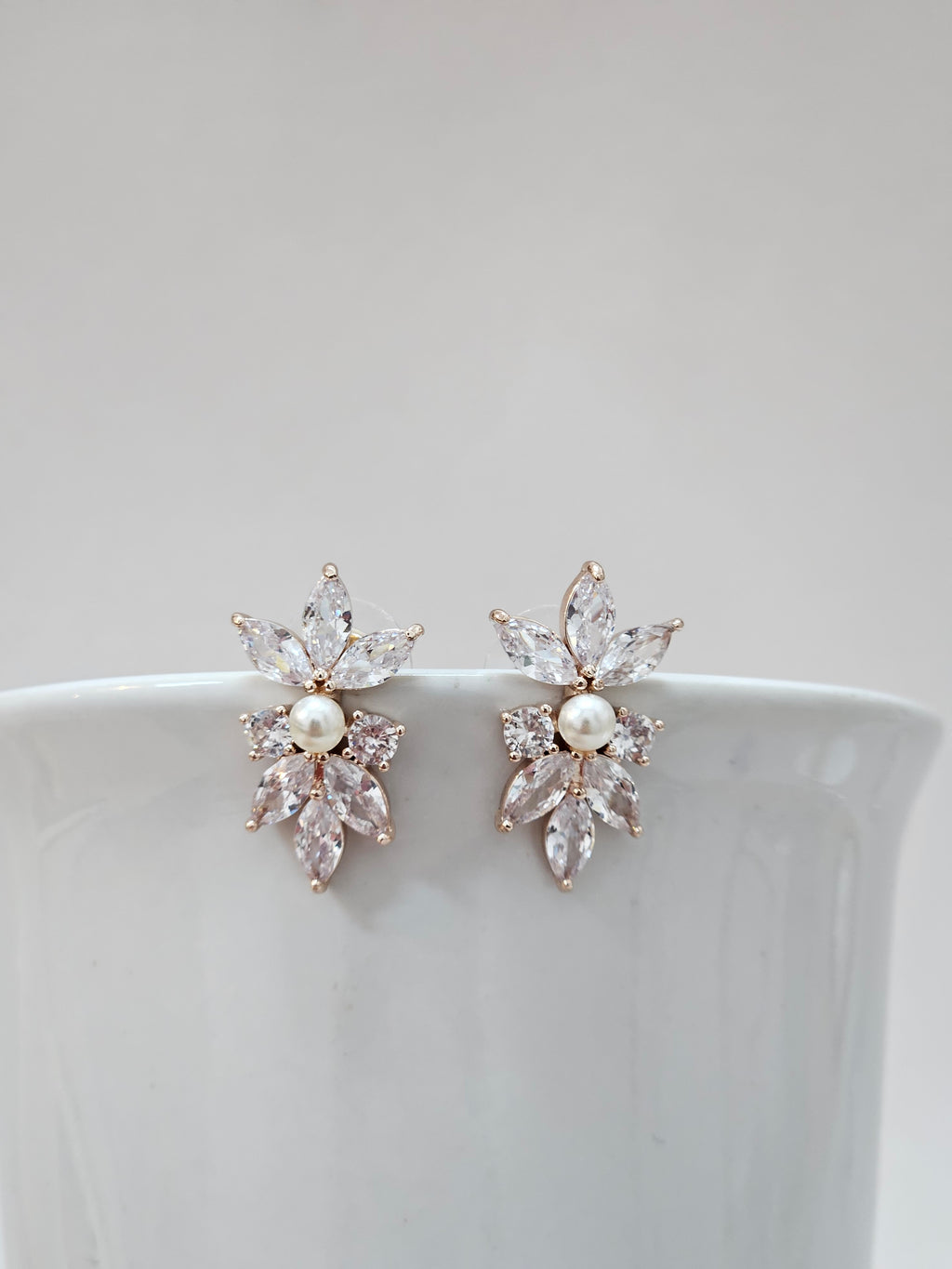 Rose Gold Floral Pearl Earrings