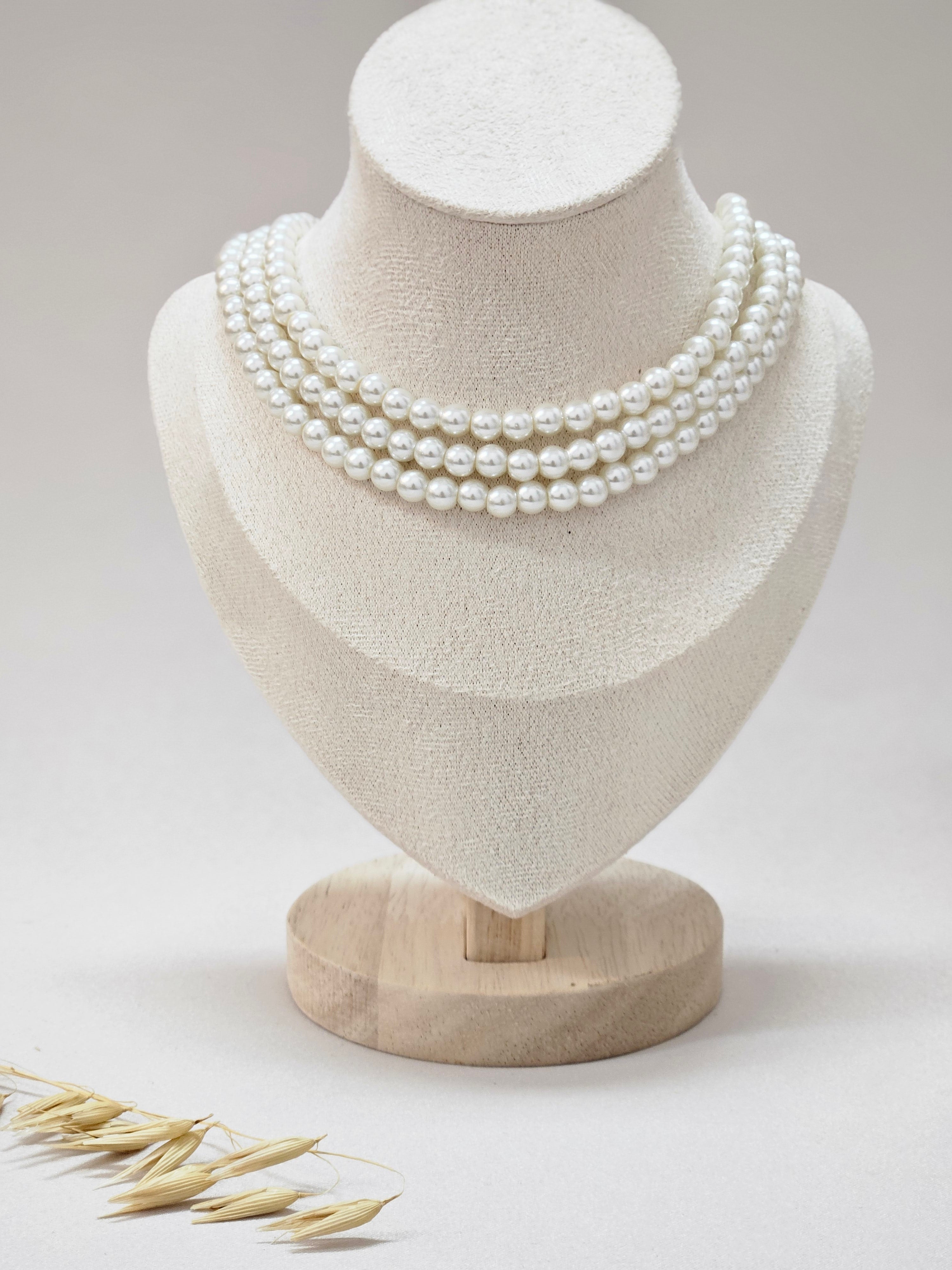 Three Pearl Layers Choker Necklace