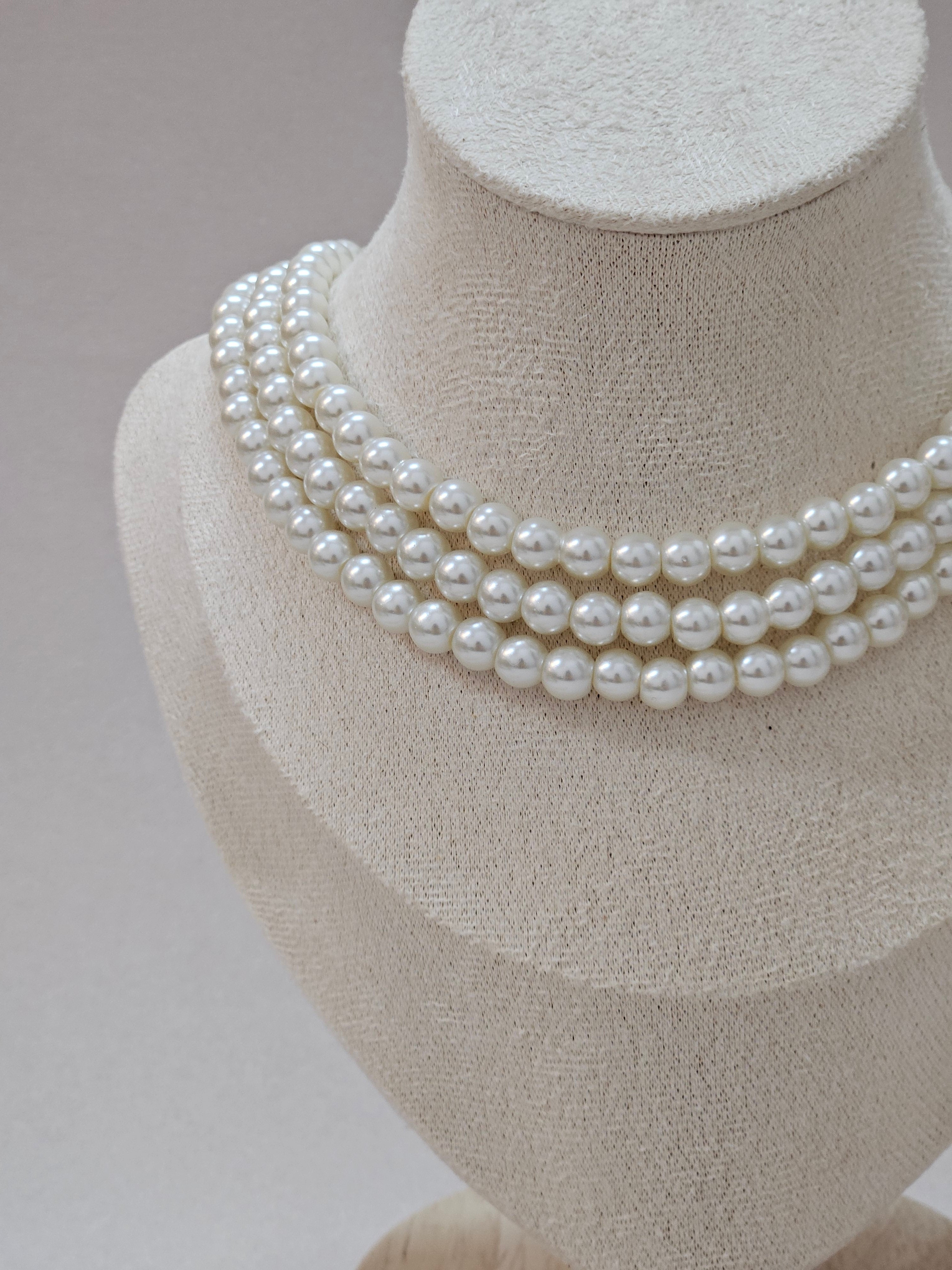 Three Pearl Layers Choker Necklace