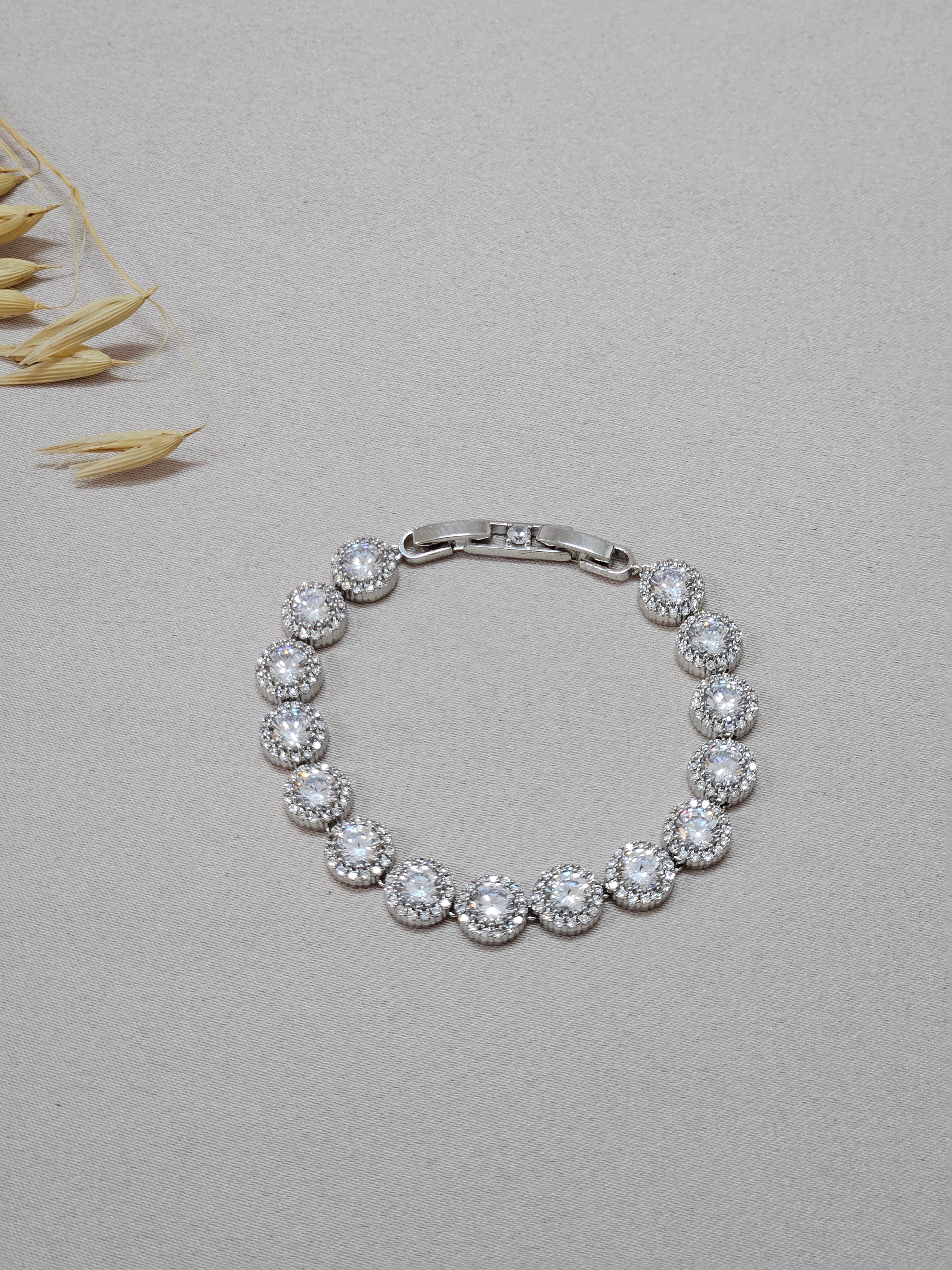 Classic Cocktail Jewelry Set