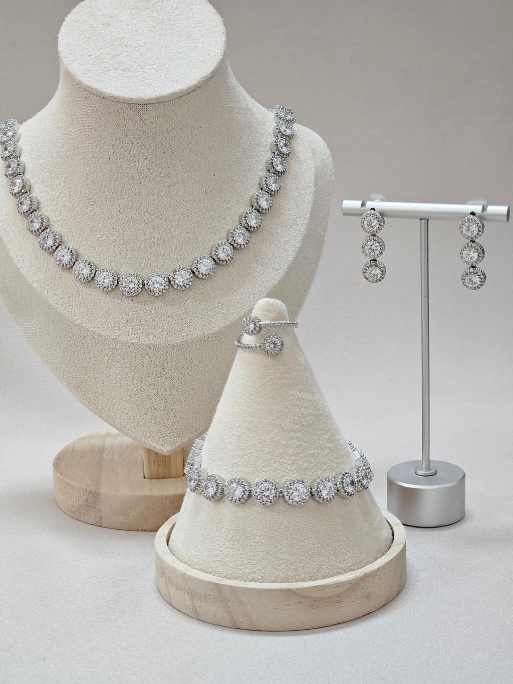 Classic Cocktail Jewelry Set