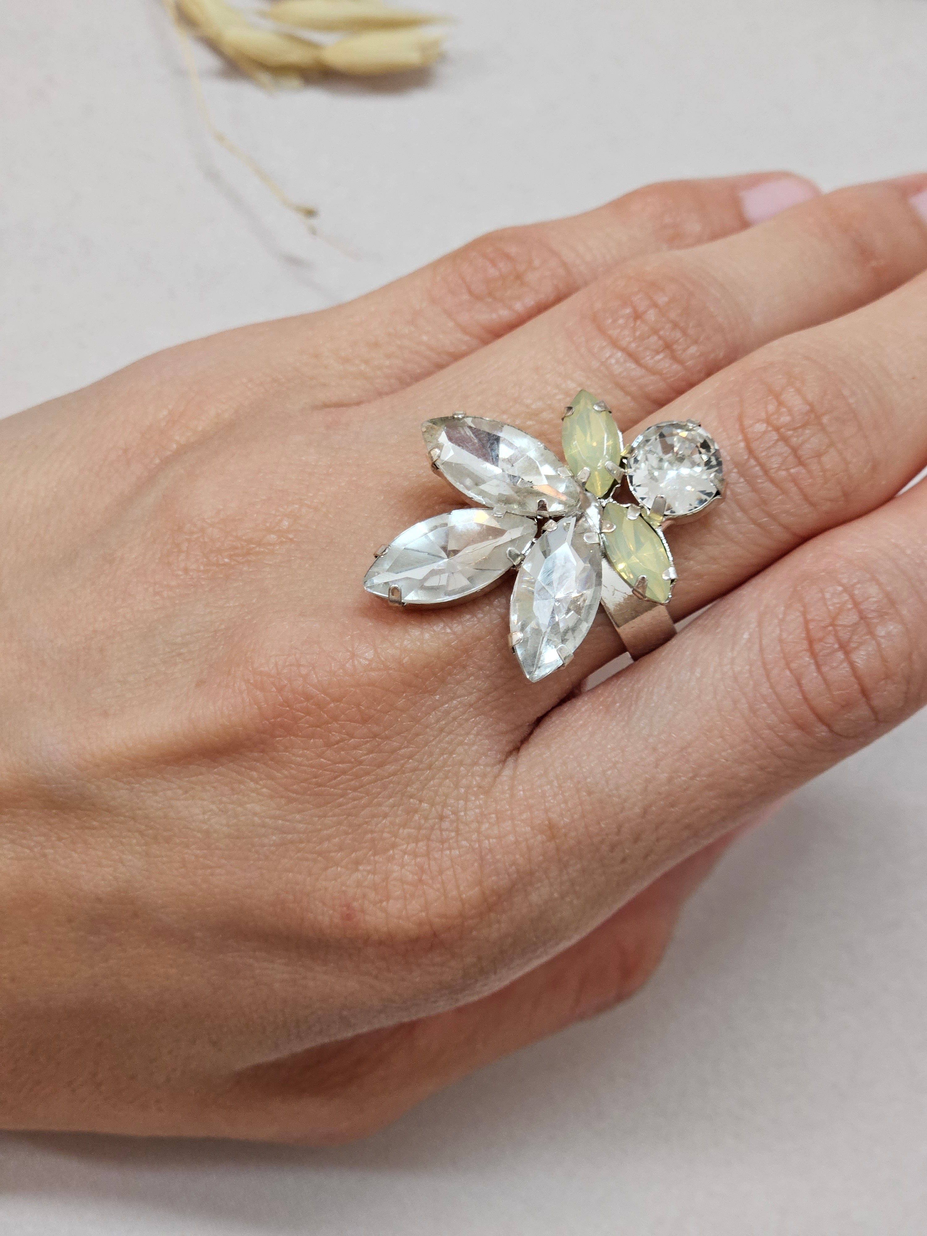 Green Floral Jewelry Set