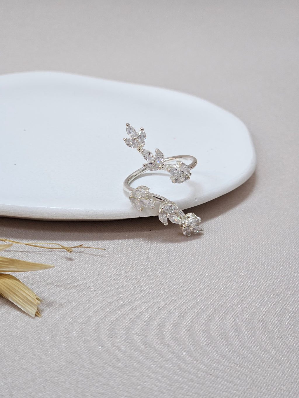 Silver Palm Blacelet Jewelry Set