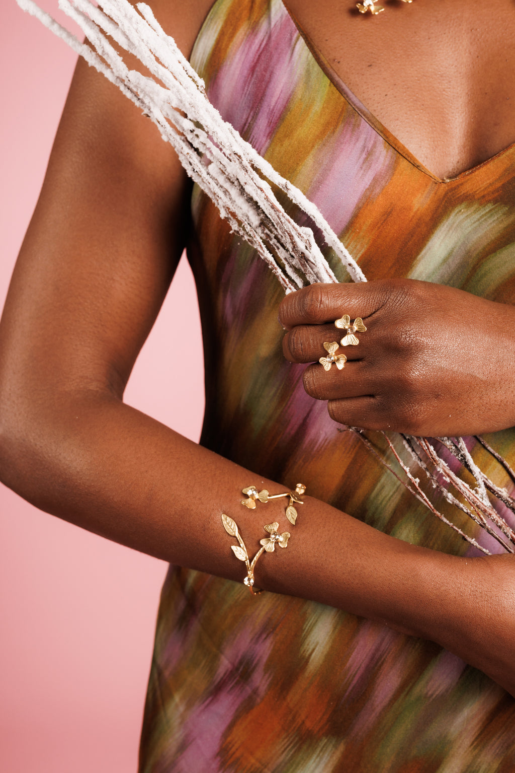 Gold Bloom Jewelry Set Adorned WIth Champagne Crystals