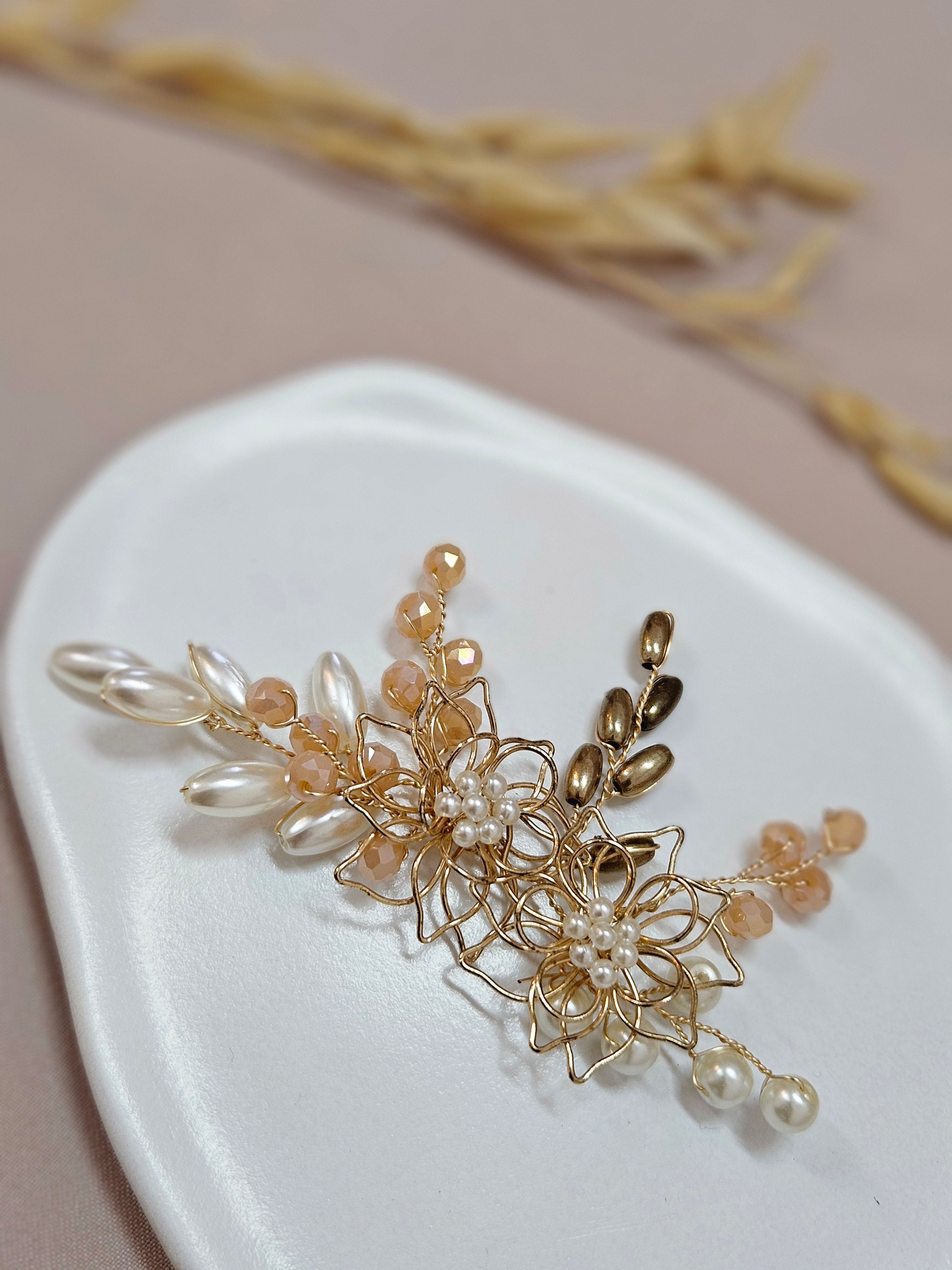Peach Delicate Floral Hair Accessory -  HPGP