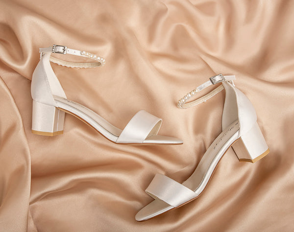 Pre-order - Beatrice