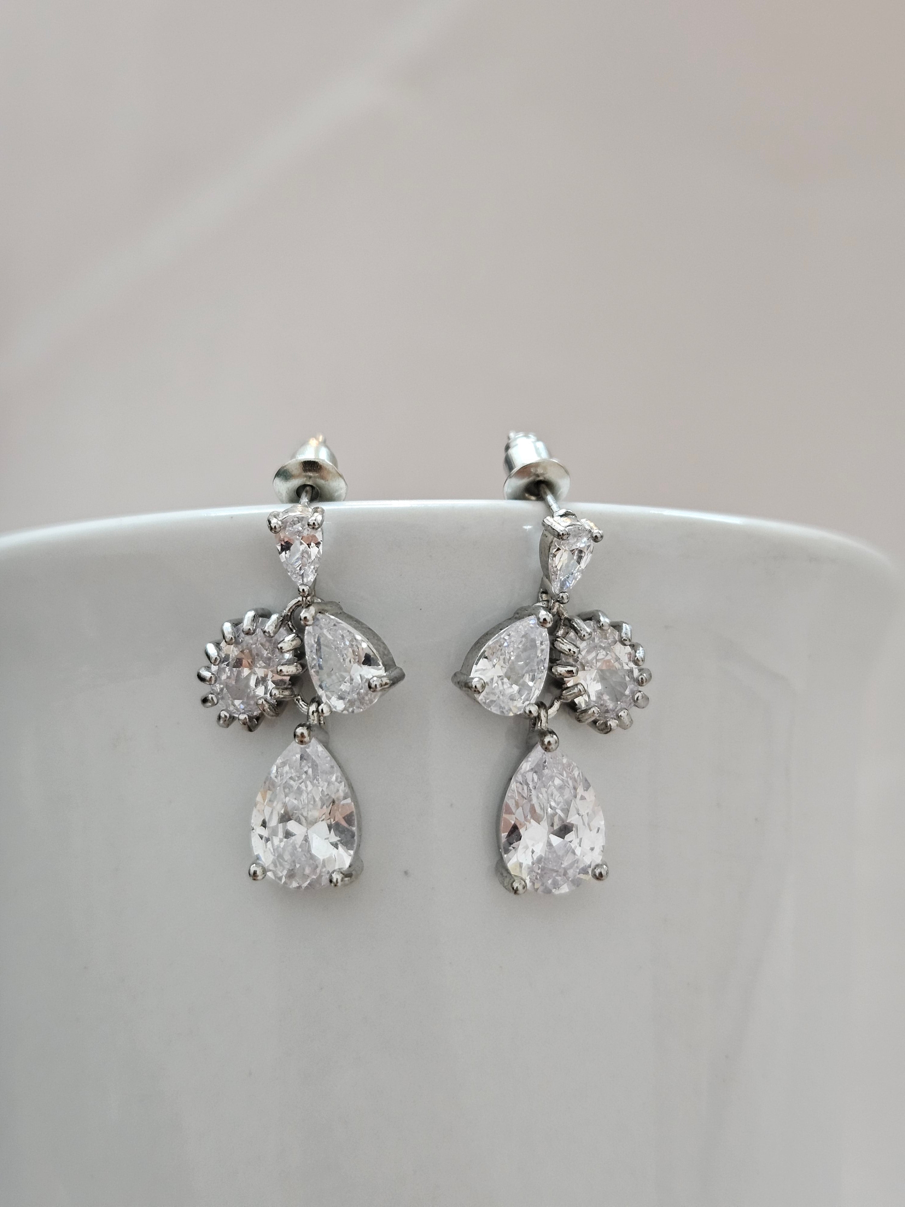 Drop Delicate Crystal Earrings - AESC37