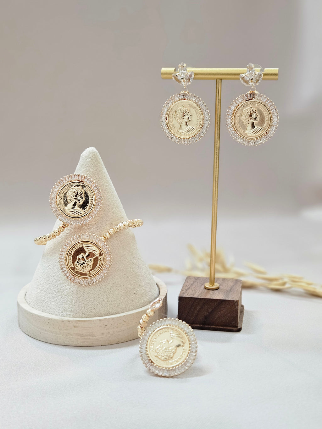 Lira Jewelry Set