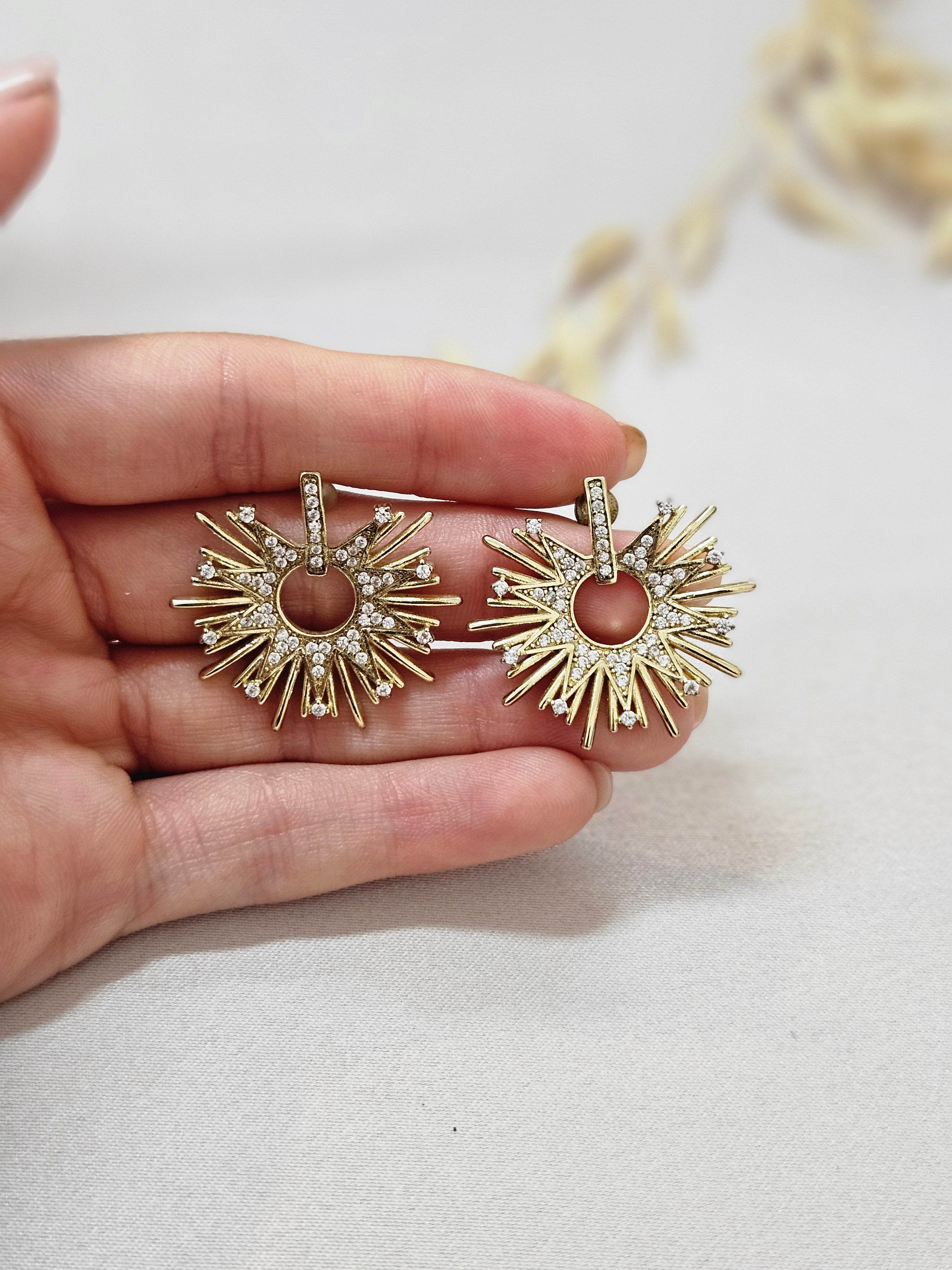 Gold Stud Star Earrings - AESC39