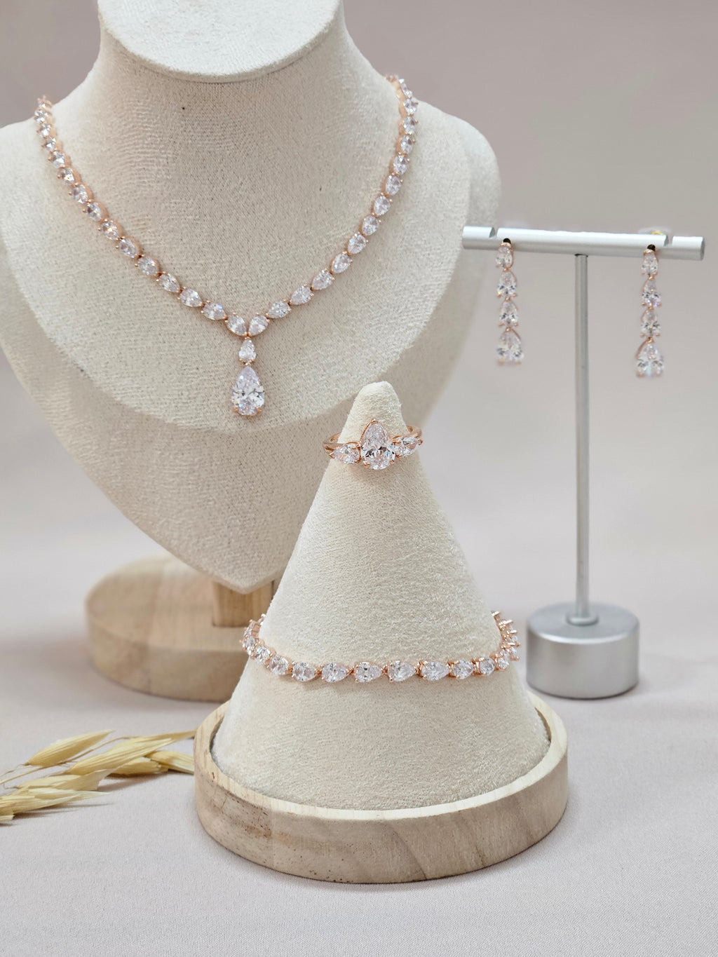 Rose Gold Tear Drop Jewelry Set