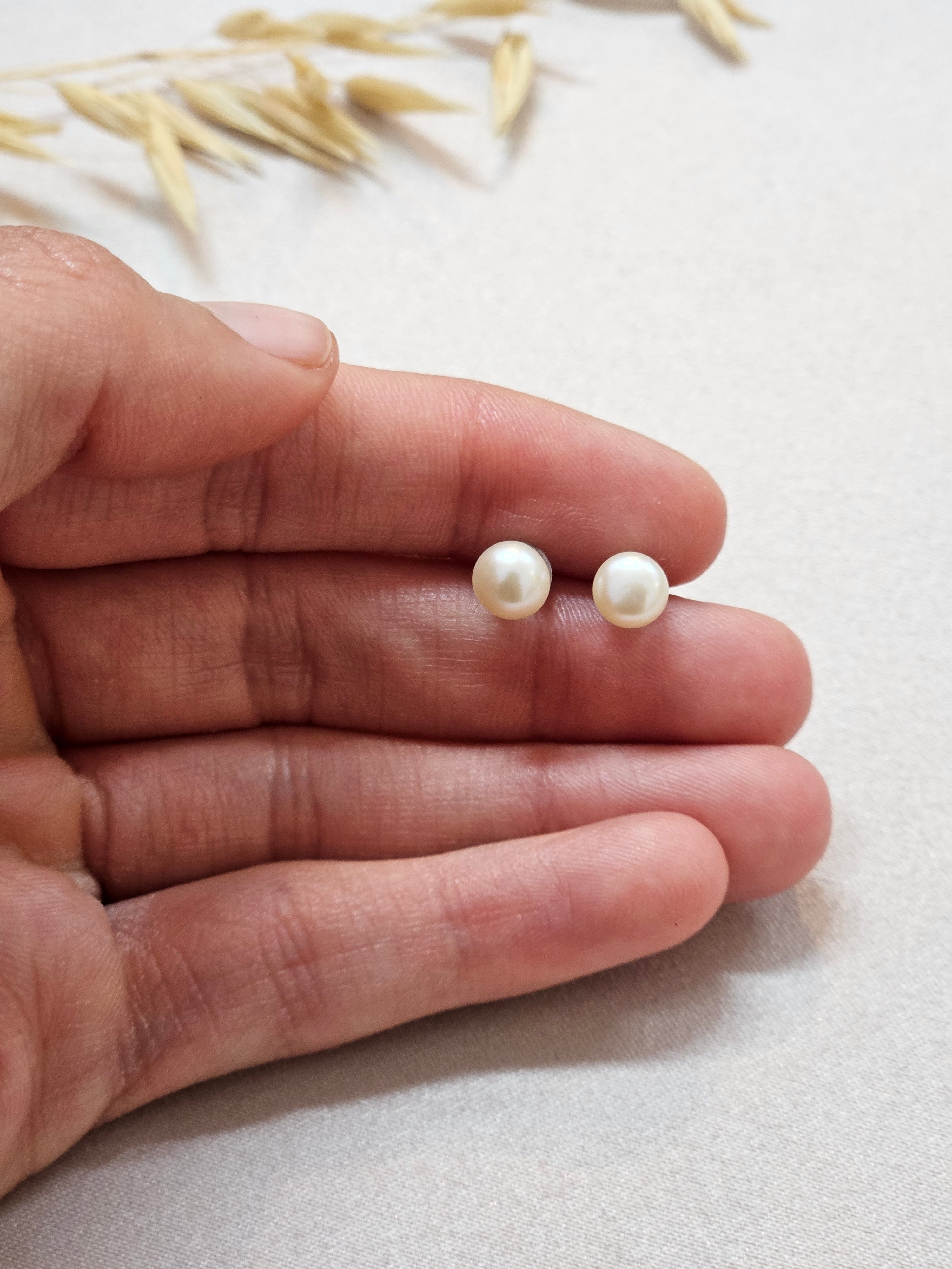Ivory Freshwater Pearls Jewelry Set