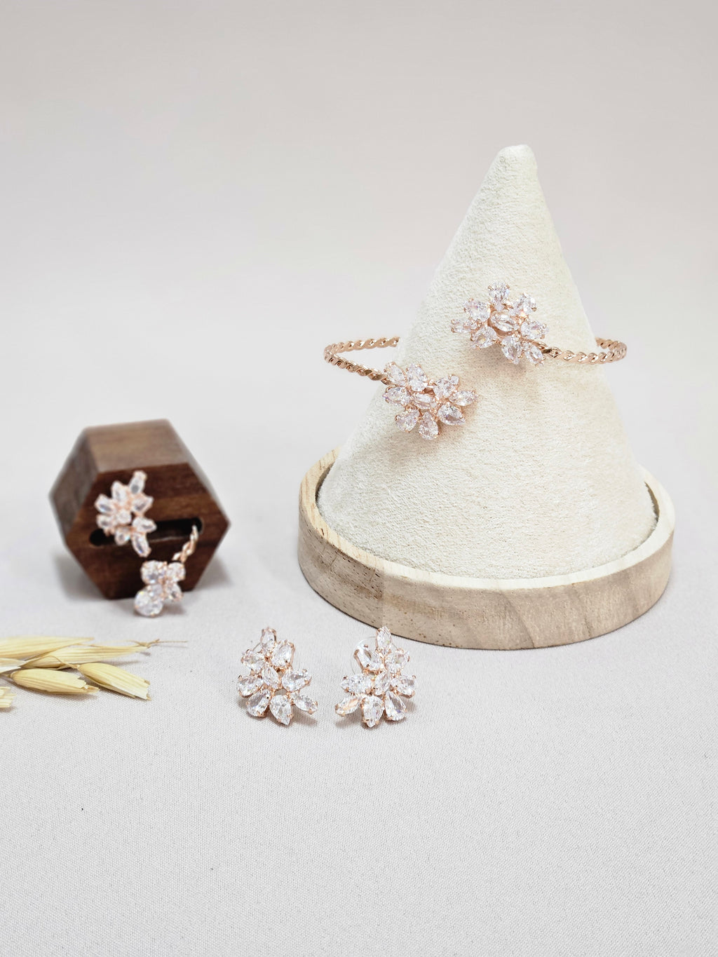 Rose Gold Floral Jewelry Set