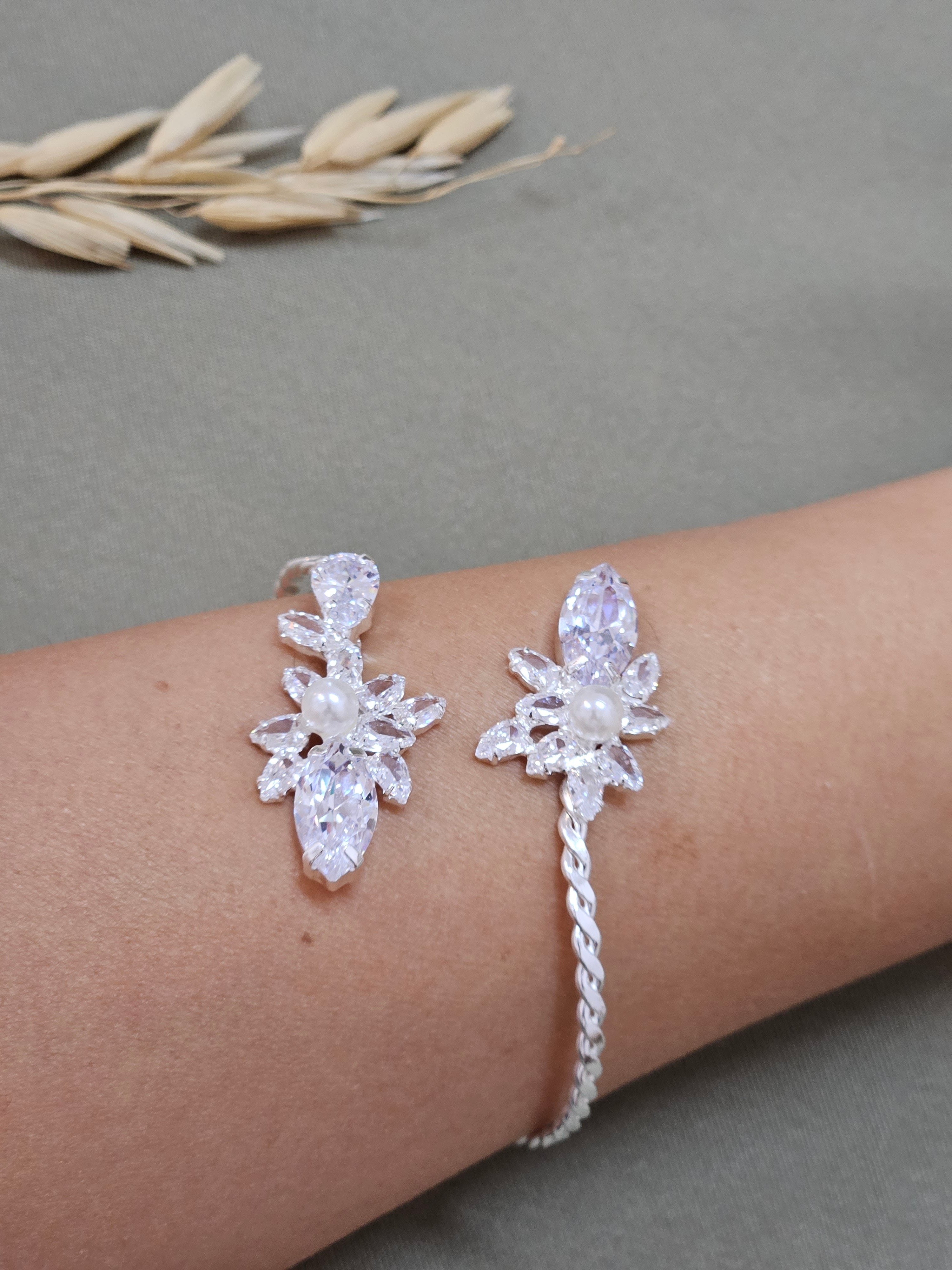 Bridal Pearl Jewelry Set