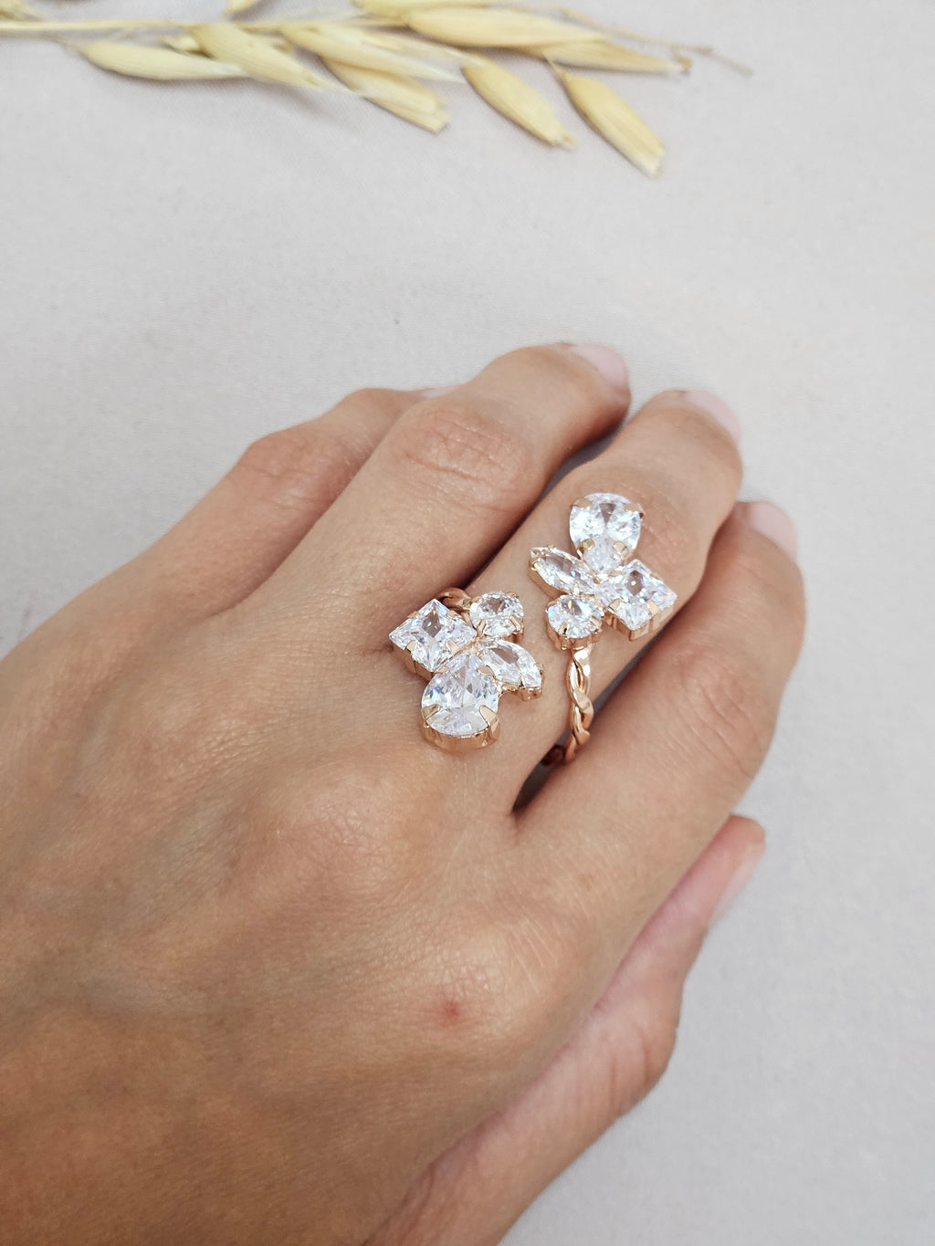 Geometrical Rose Gold Bridal Jewelry Set