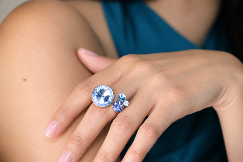 Anillo morado tipo brazalete