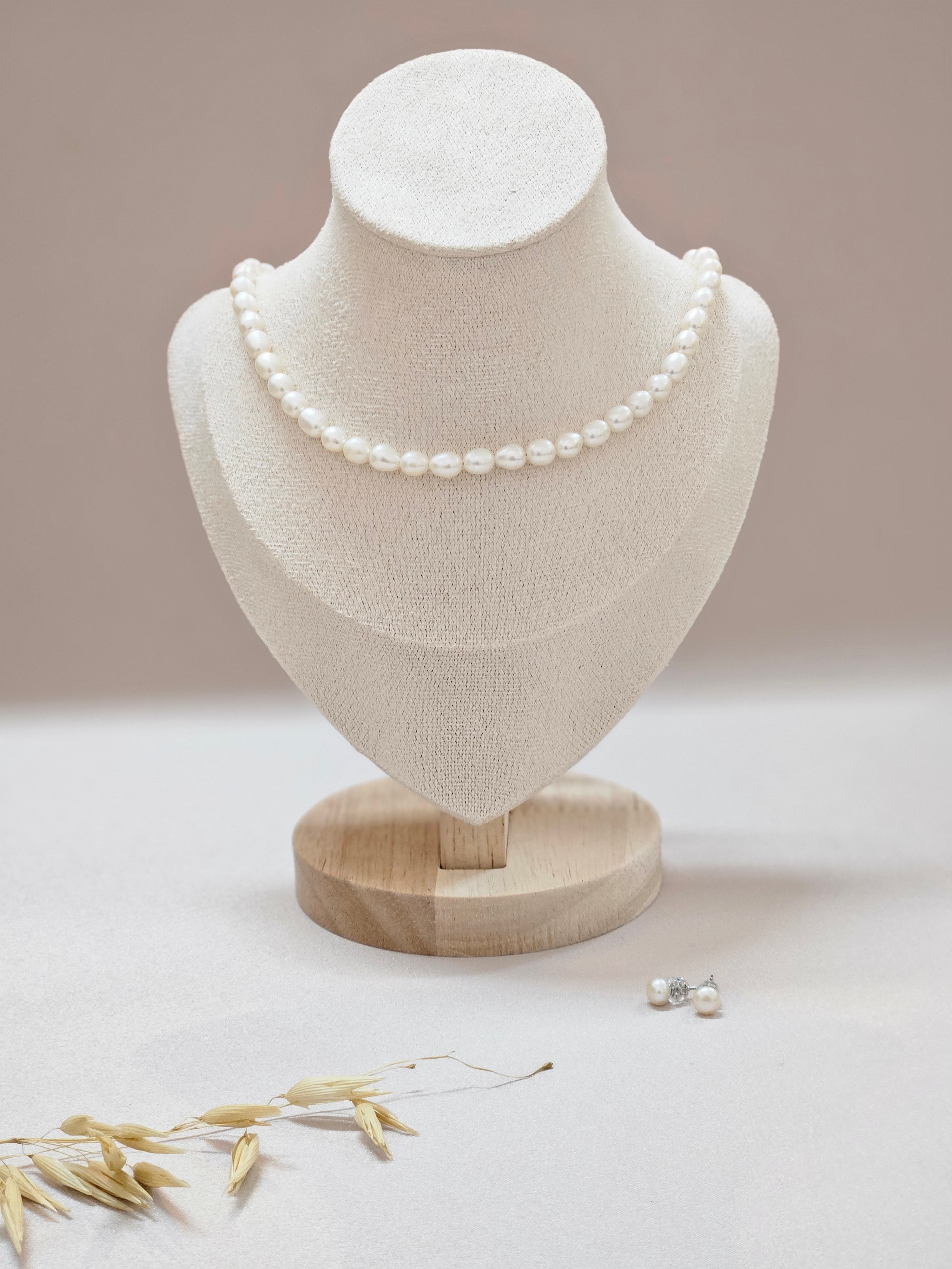 Ivory Freshwater Pearls Jewelry Set
