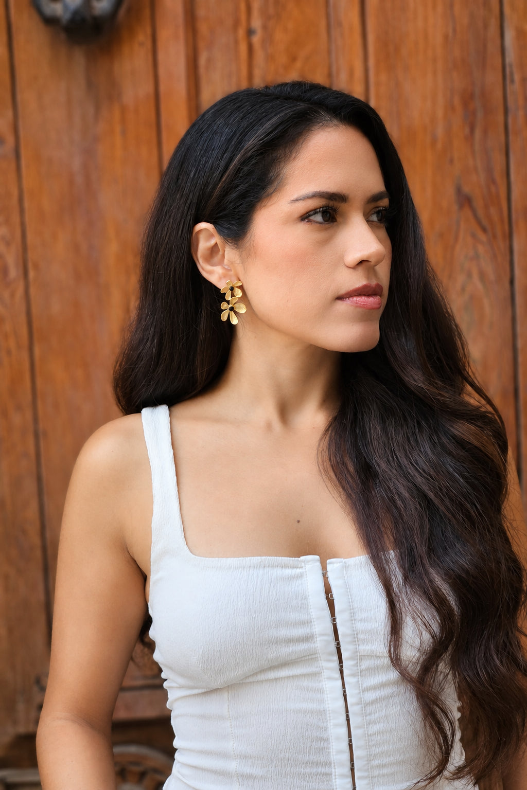 Pendientes florales negros