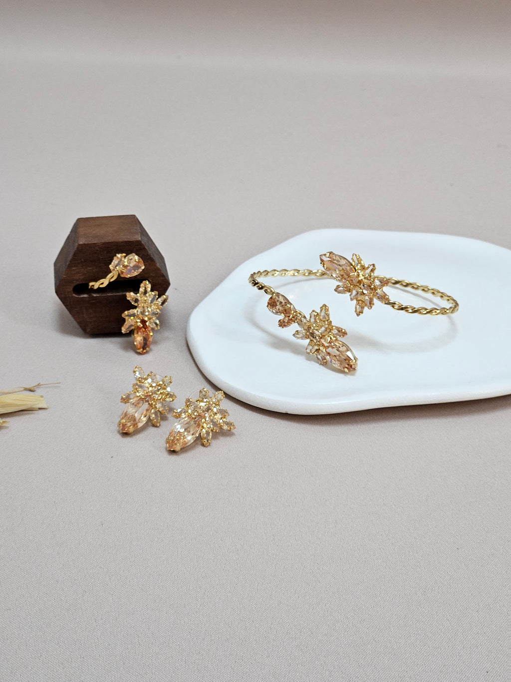 Floral Champagne Jewelry set