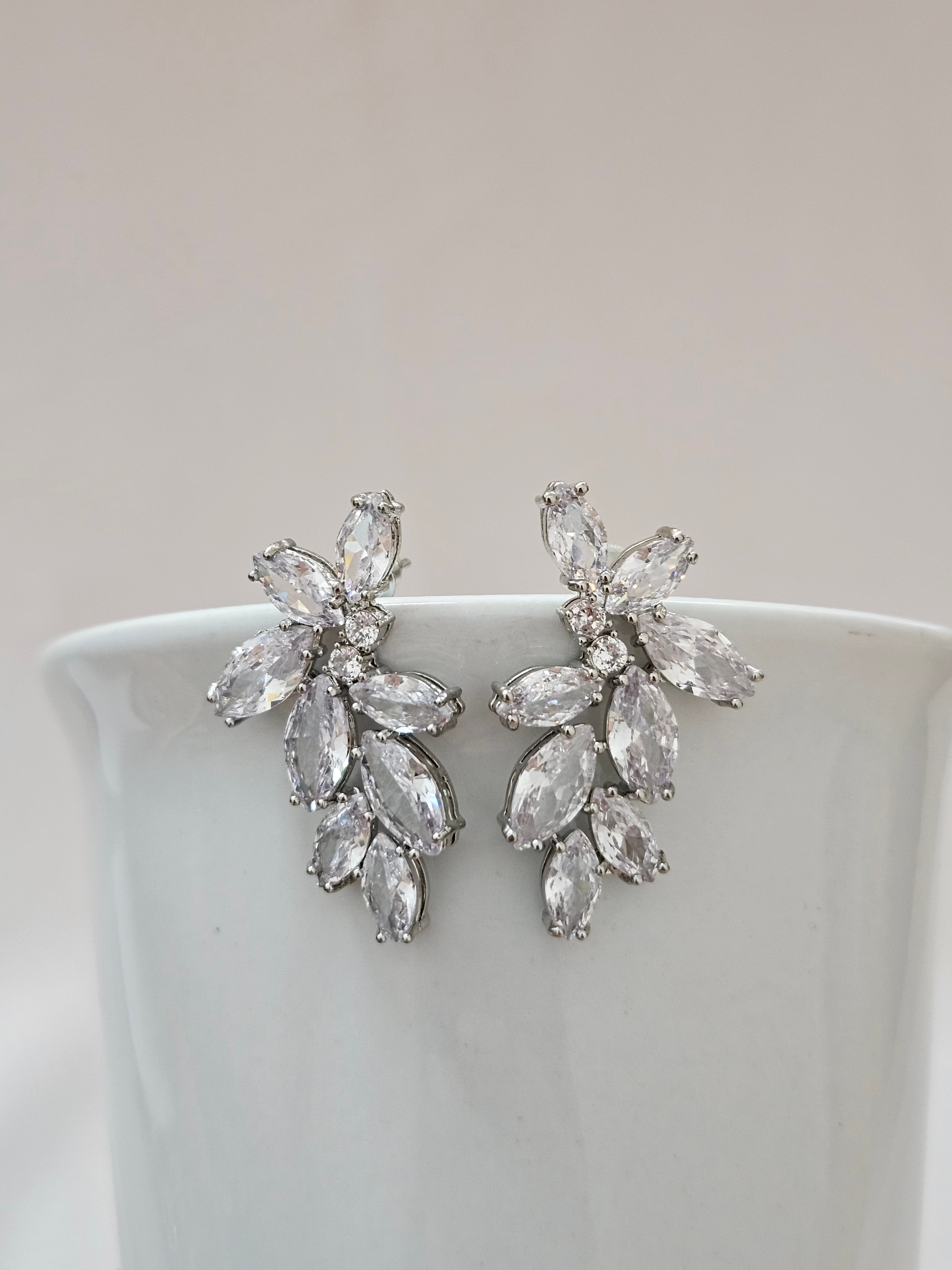 Statment Stud Crystal Earrings -AESC34
