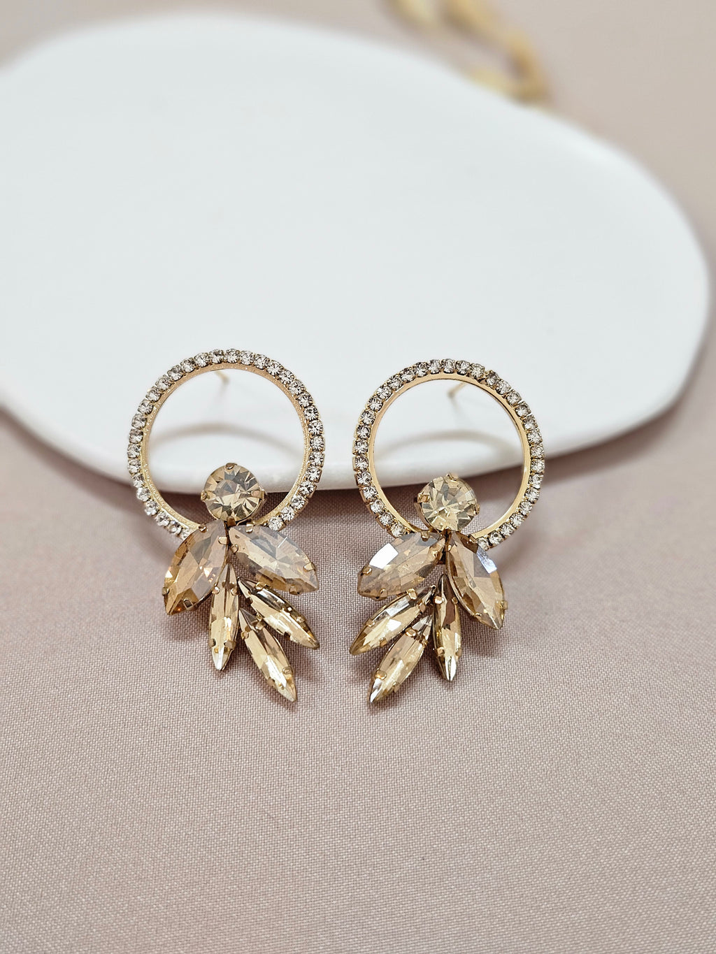 champagne round leaf statement stud earrings 